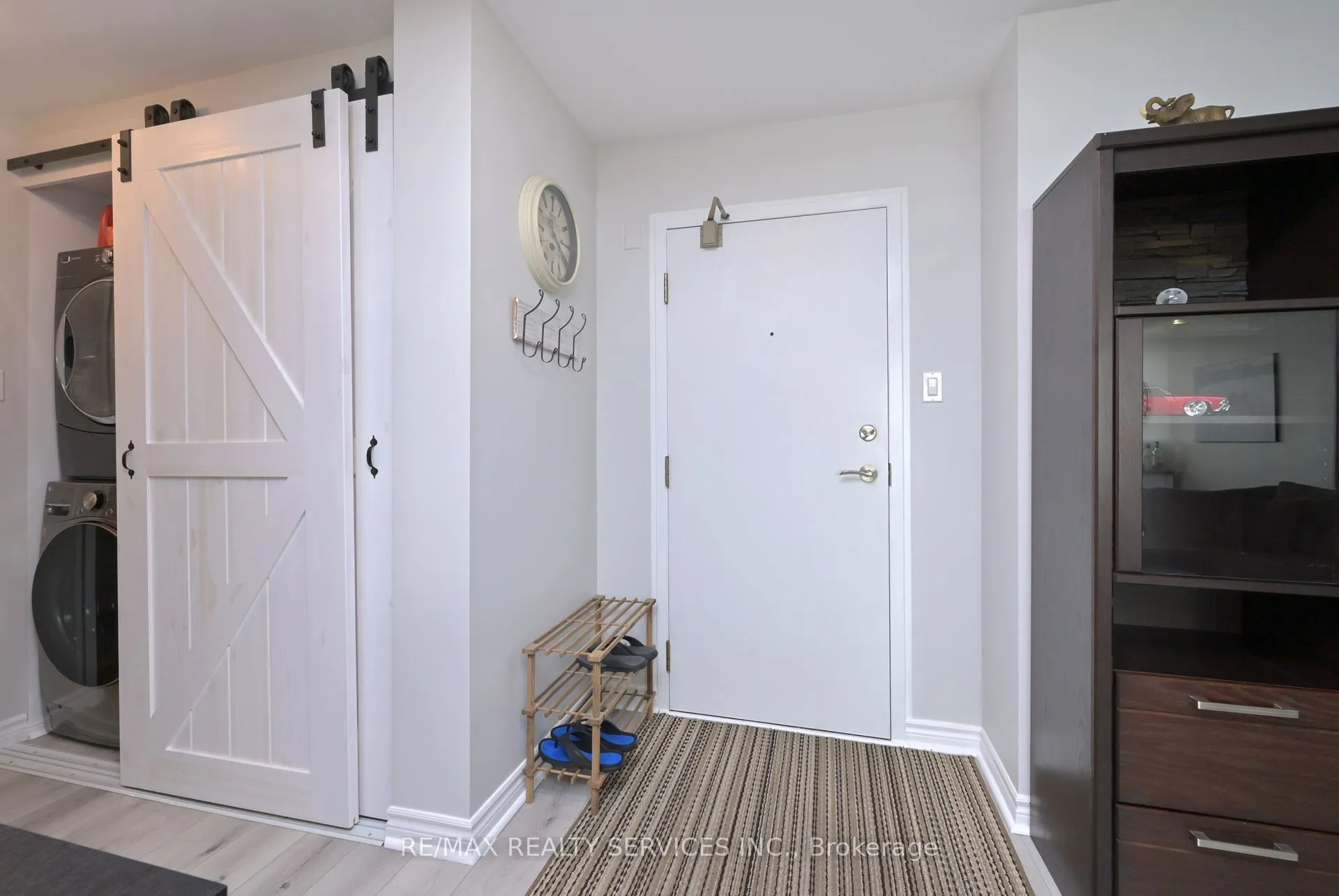 10 Laurelcrest Street, ##1210
