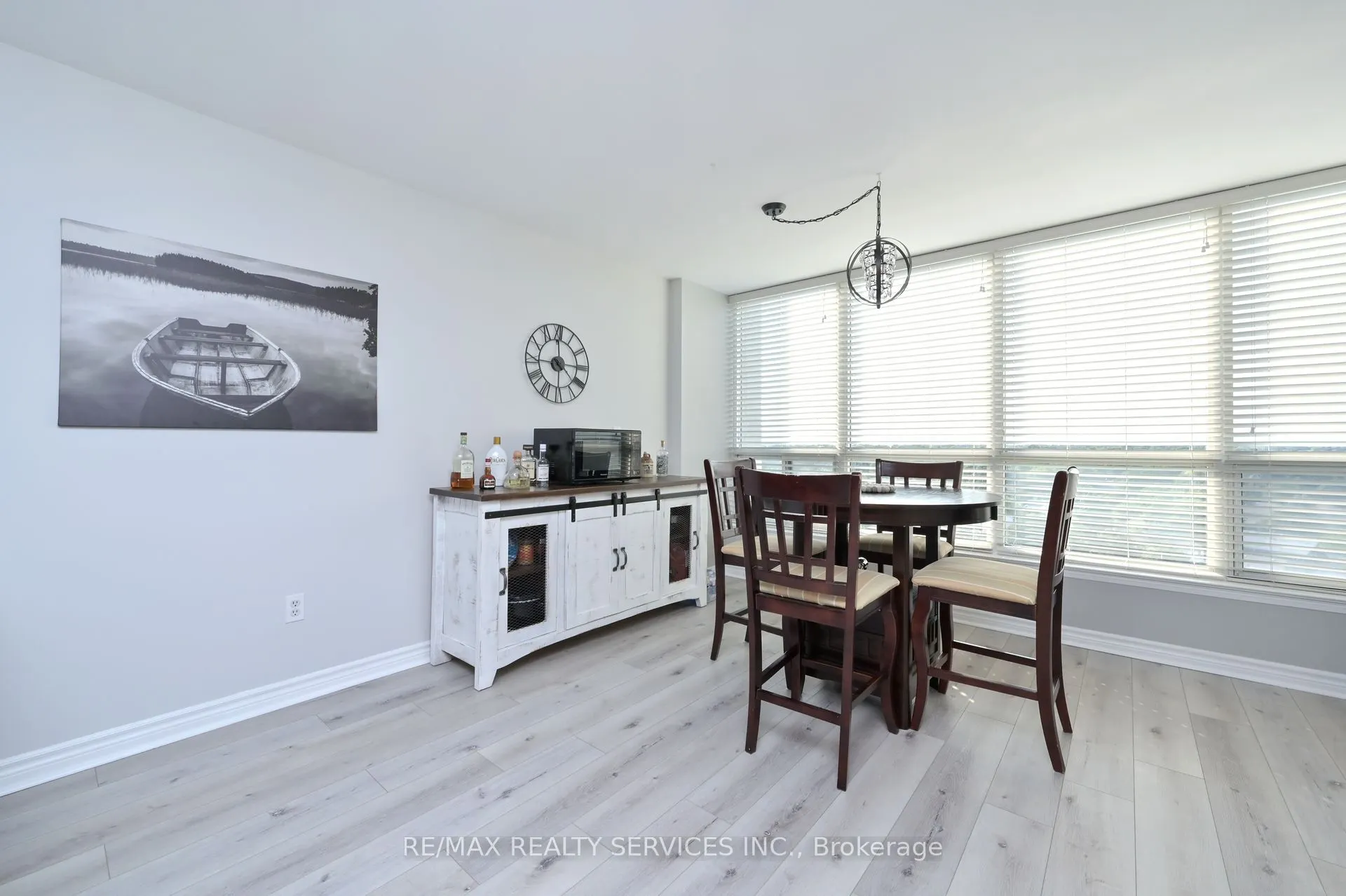 10 Laurelcrest Street, ##1210