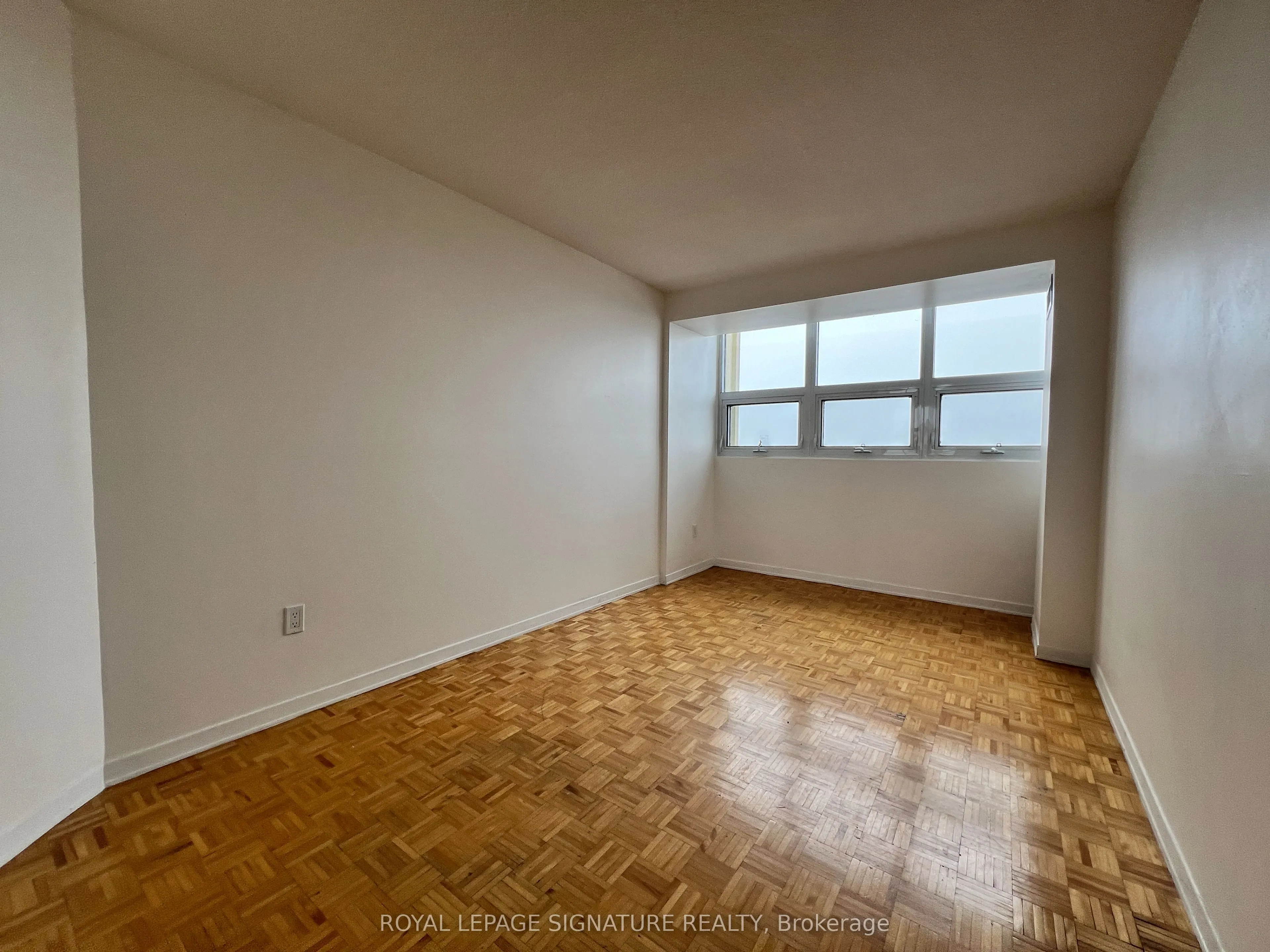 8 Lisa Street, #1107