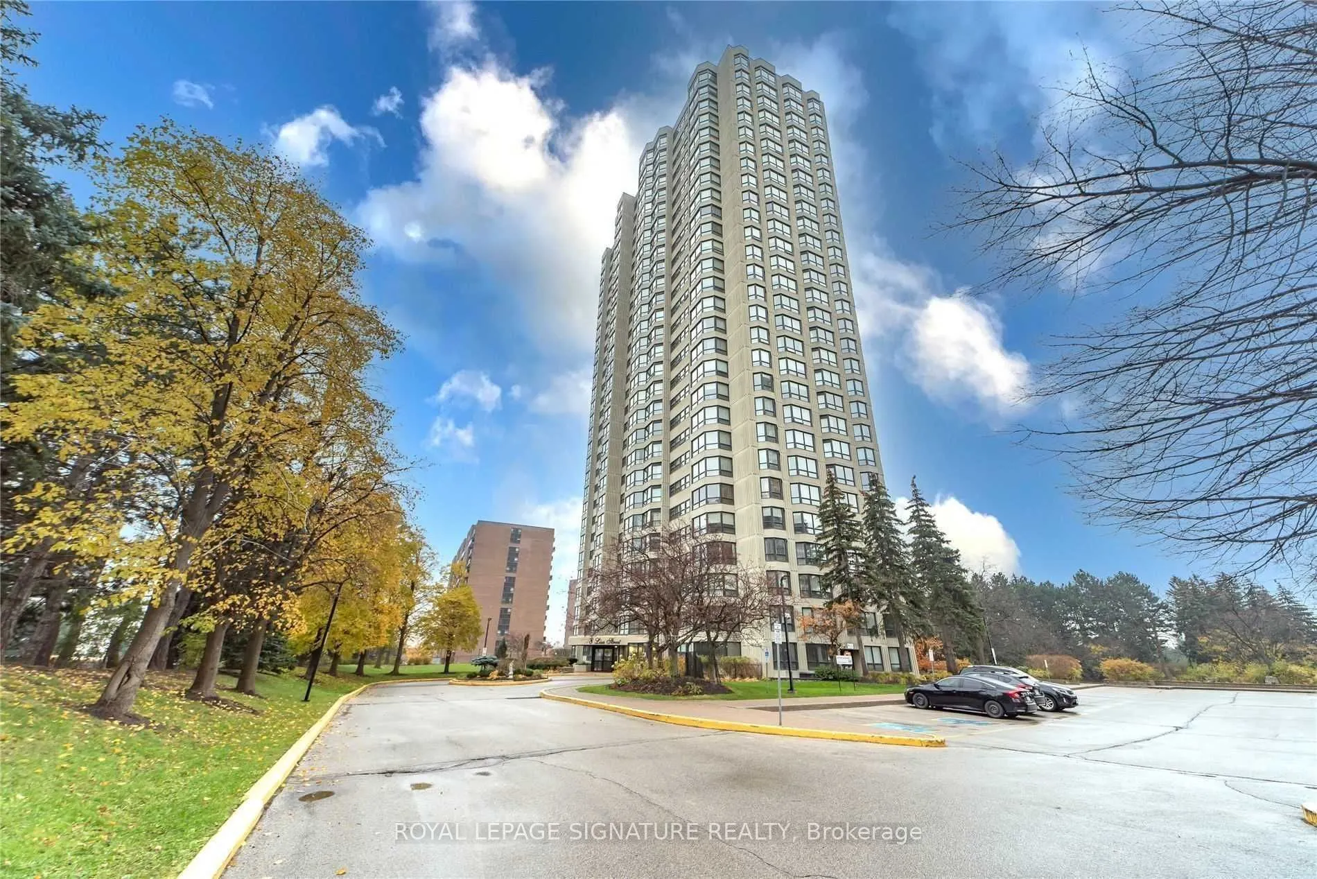 8 Lisa Street, #1107