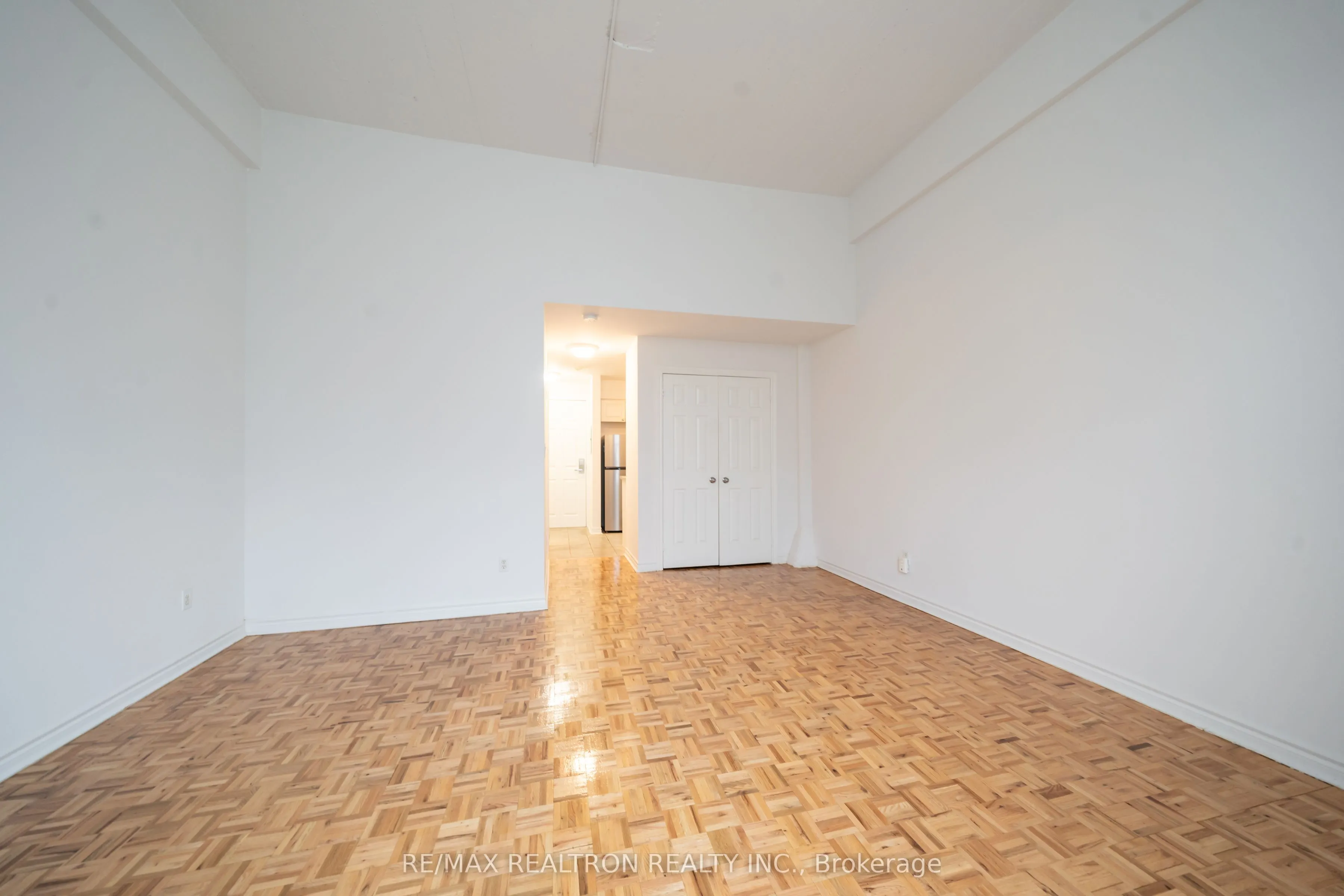 1401 Dupont Street, #114