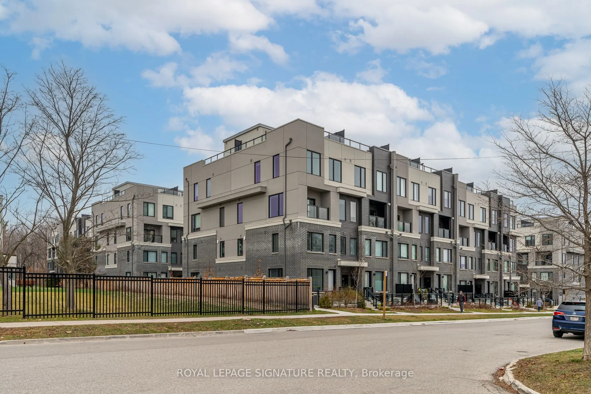 3476 Widdicombe Way, #11