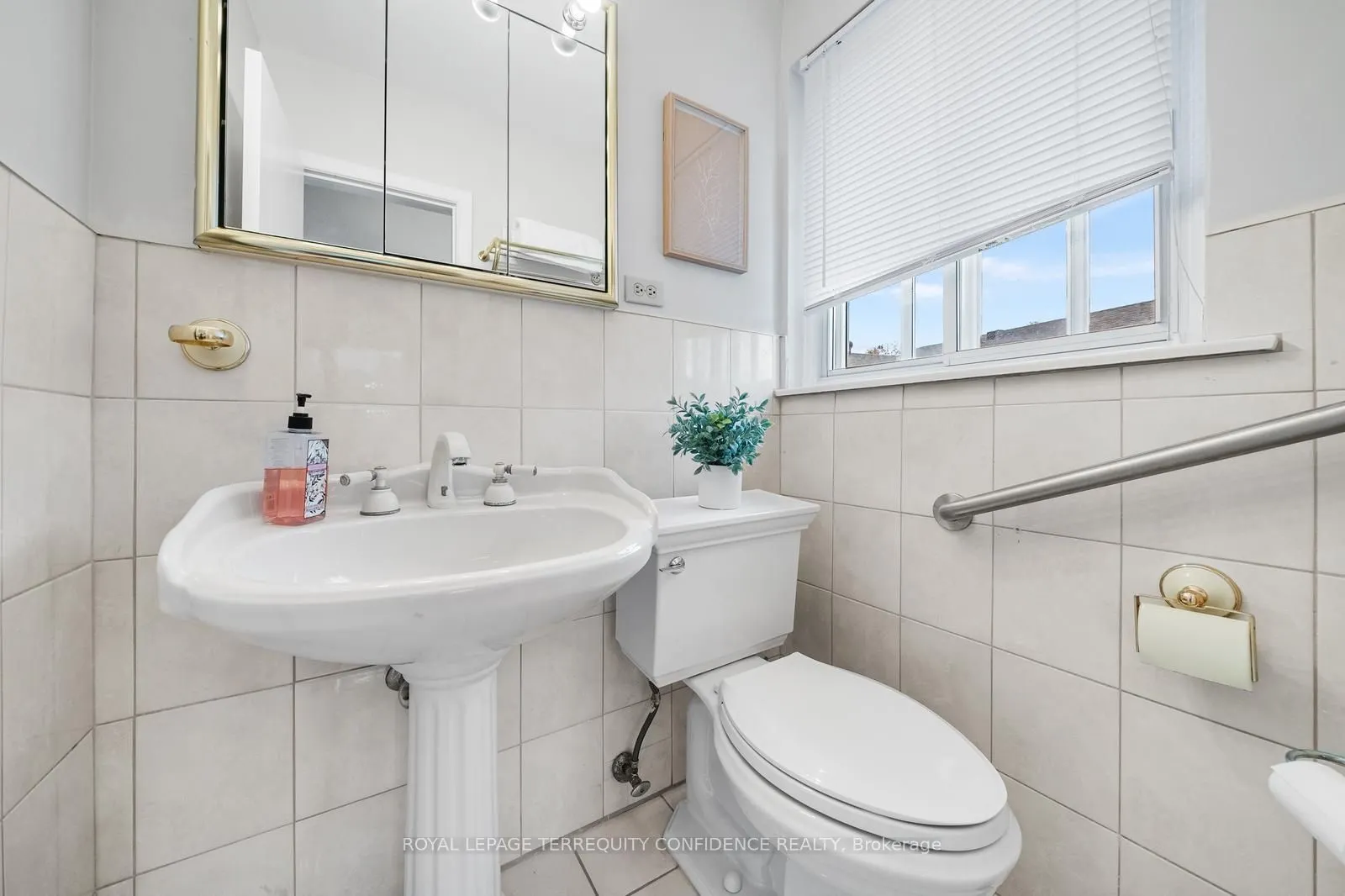 132 Meadowbank Road