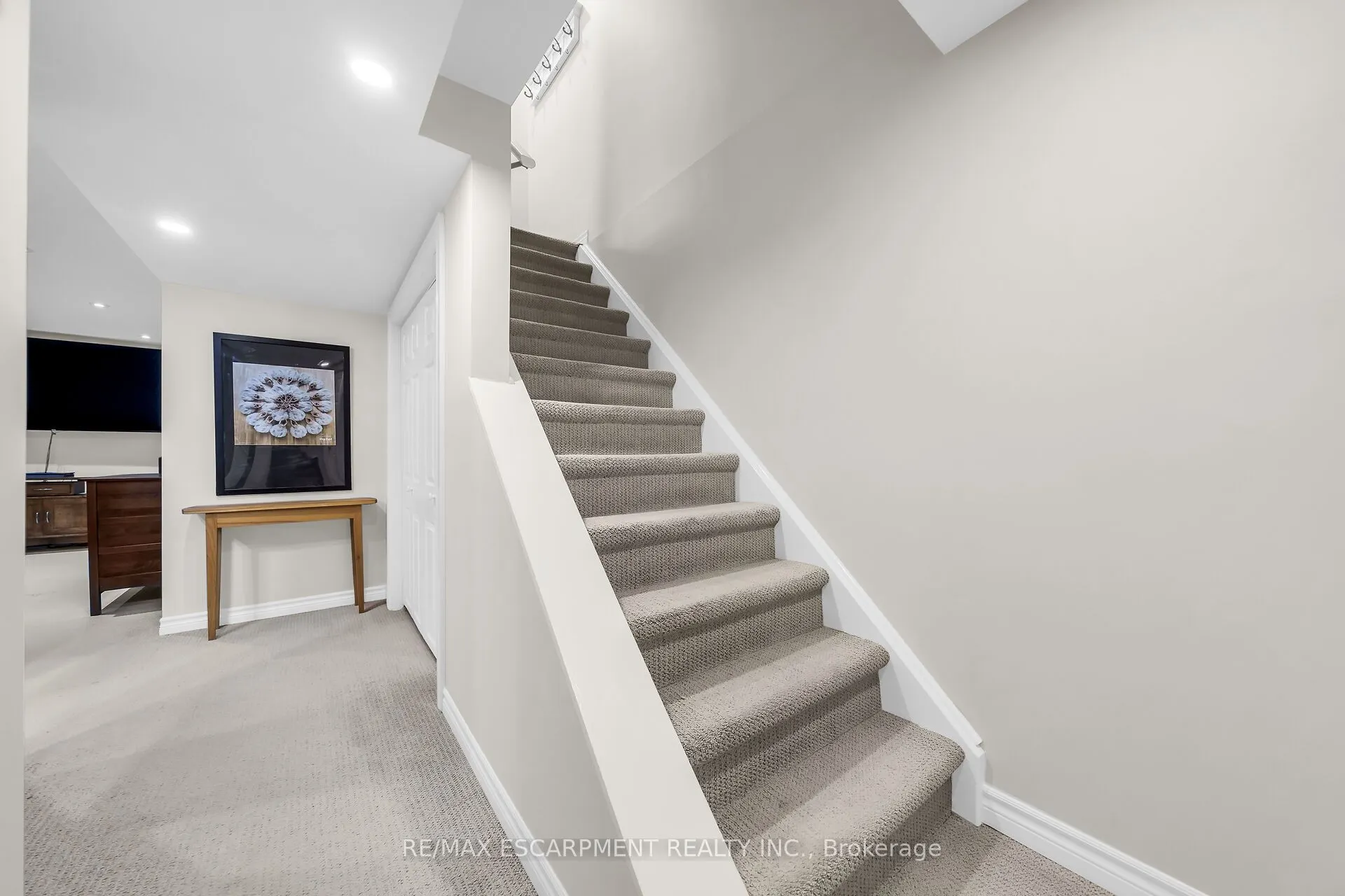 5115 Silvercreek Drive