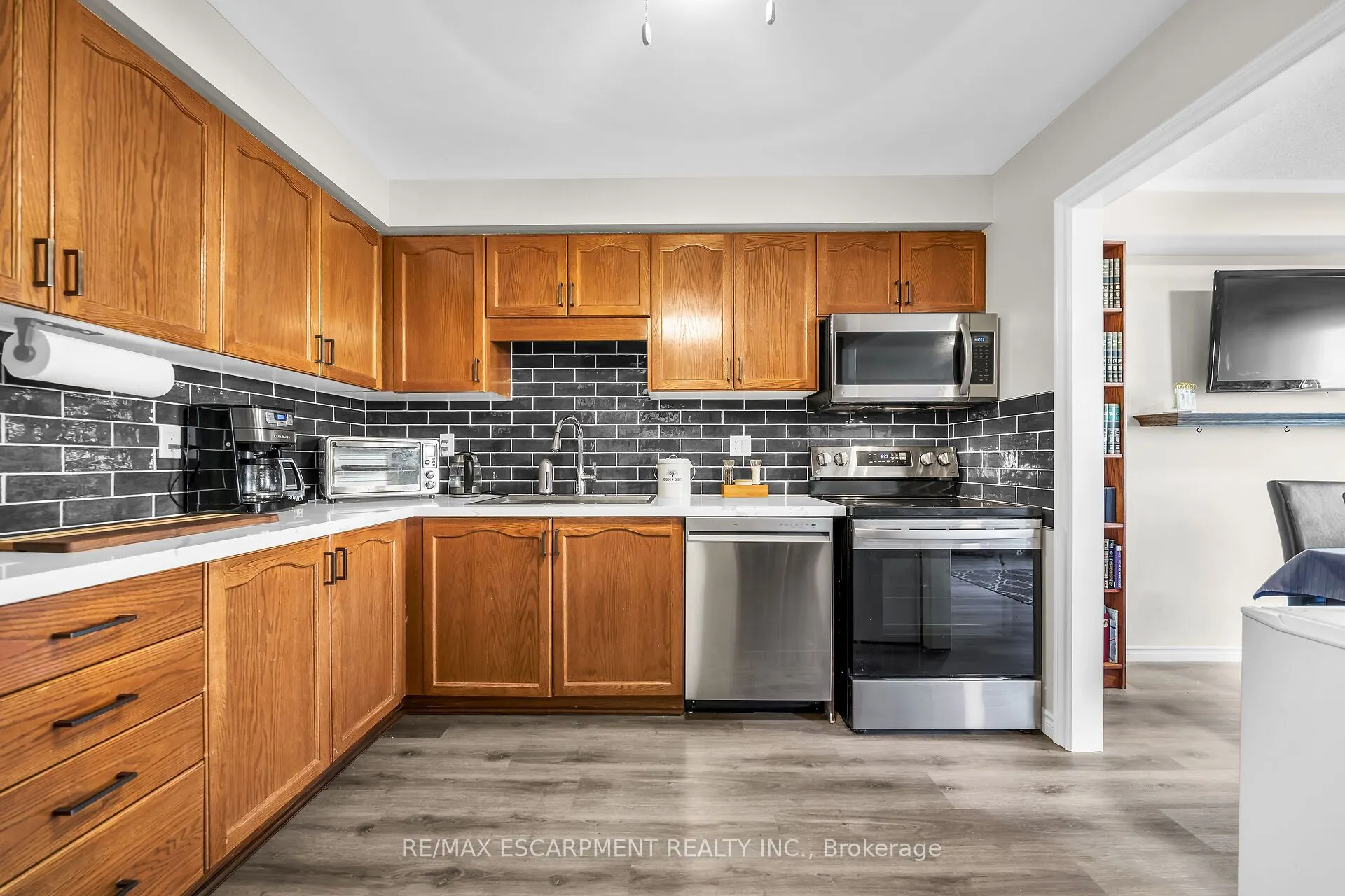 5115 Silvercreek Drive