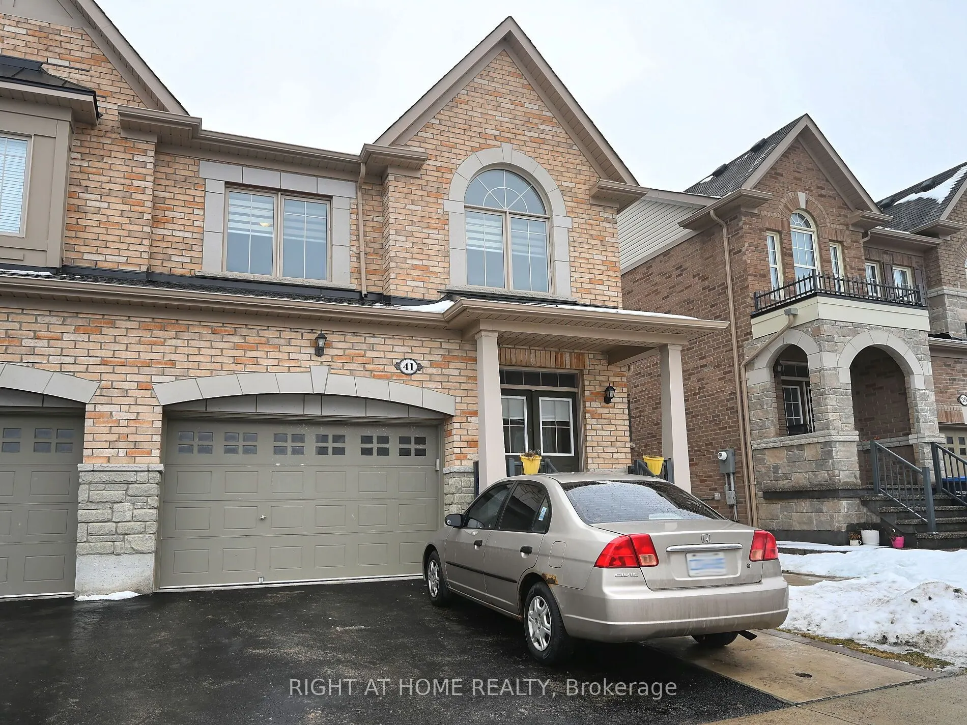 41 Merrybrook Trail N