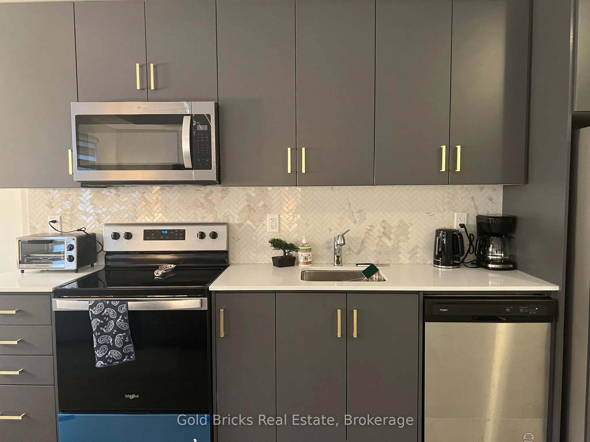 3429 Ridgeway Drive, #14