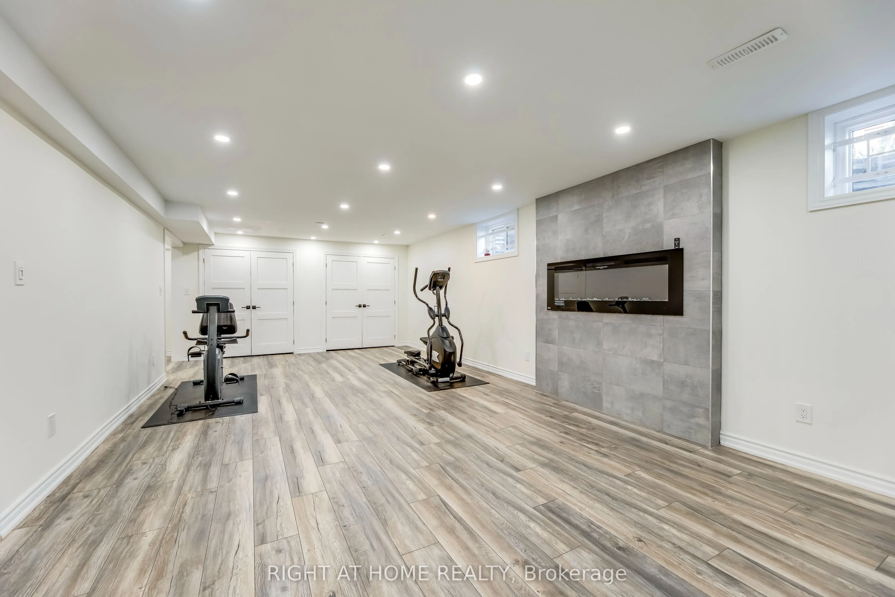 2175 Oneida Court
