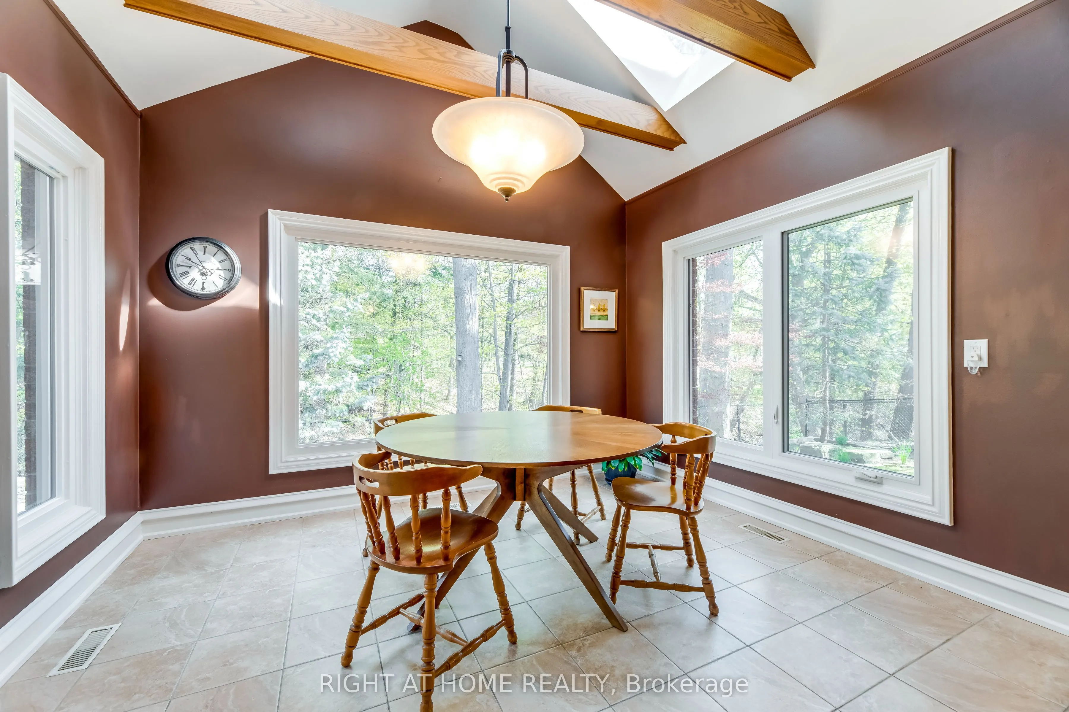 2175 Oneida Court