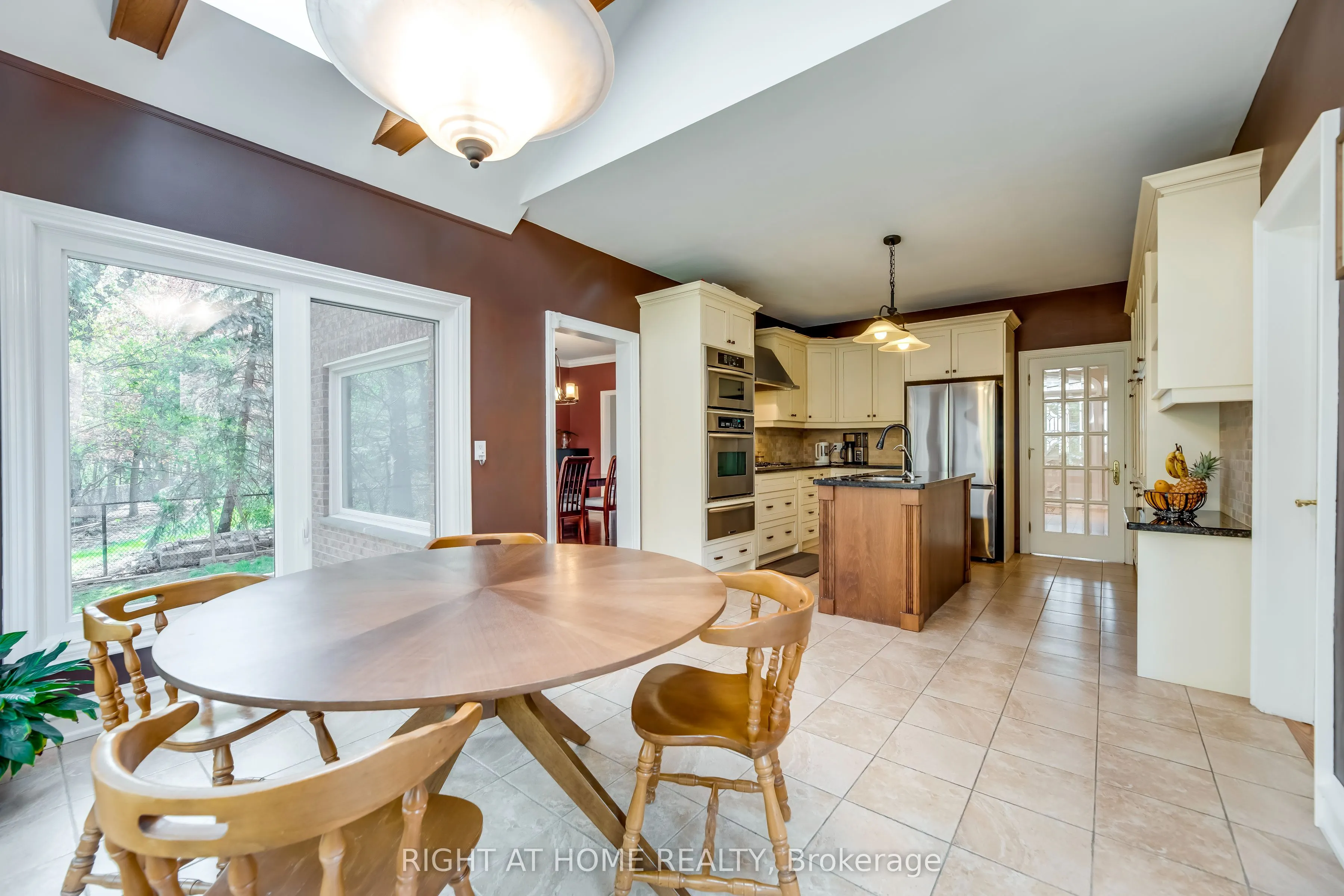 2175 Oneida Court