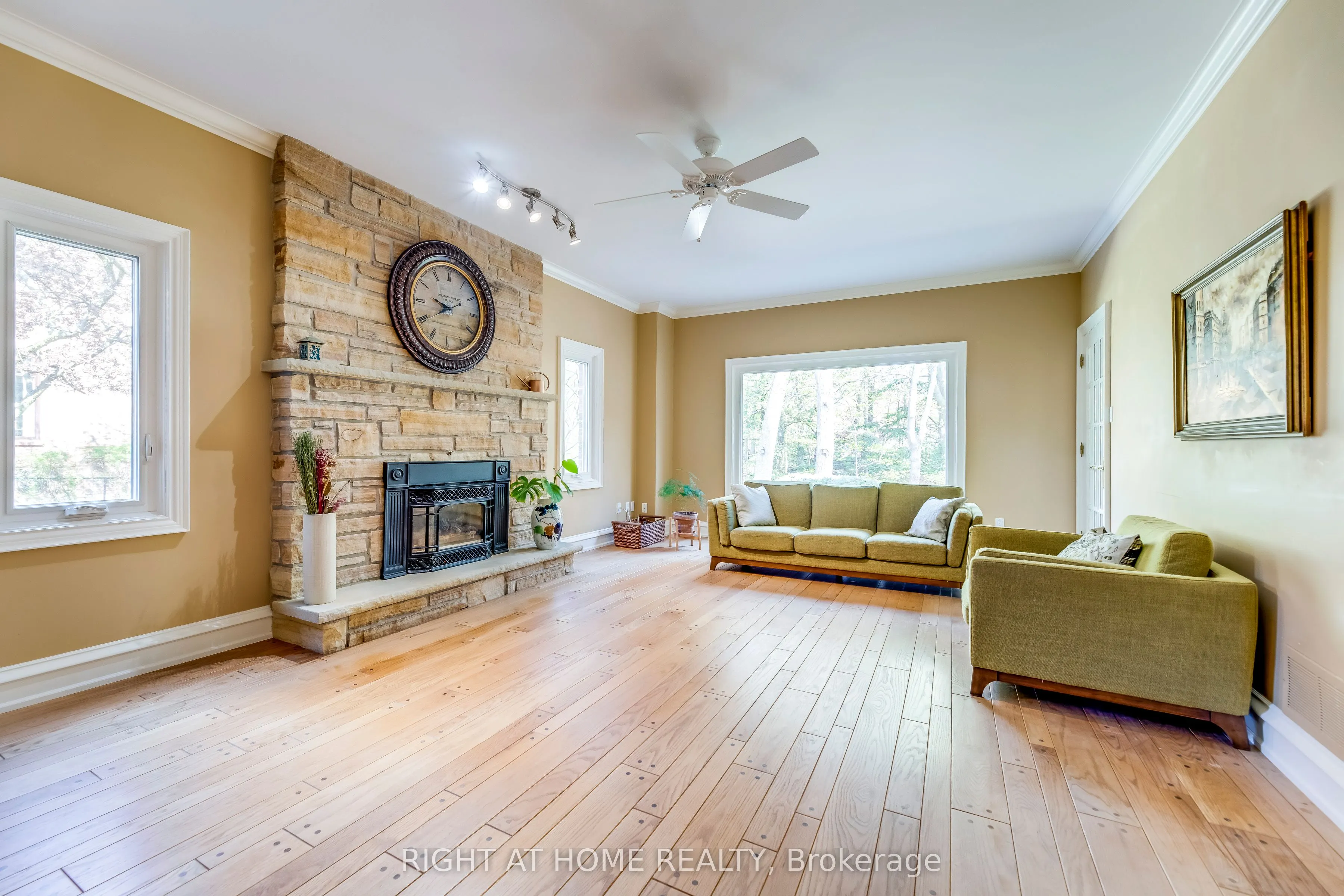 2175 Oneida Court