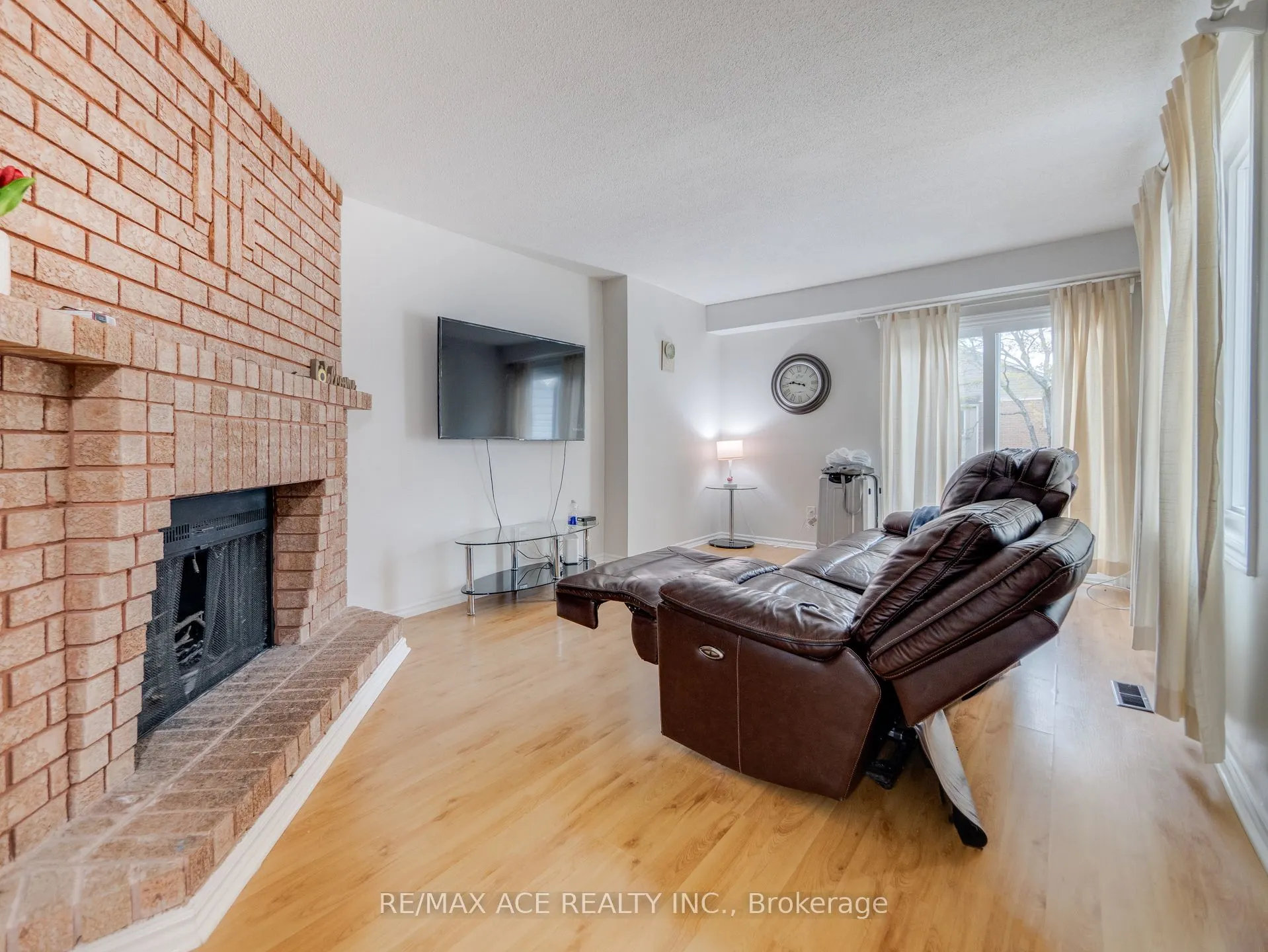 1172 Kos Boulevard
