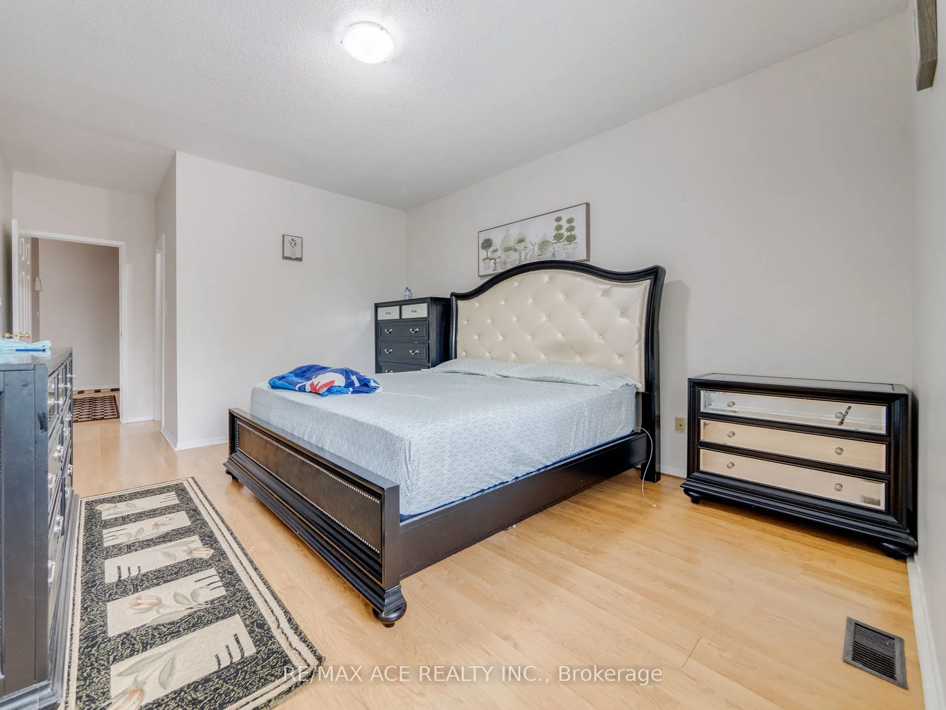 1172 Kos Boulevard