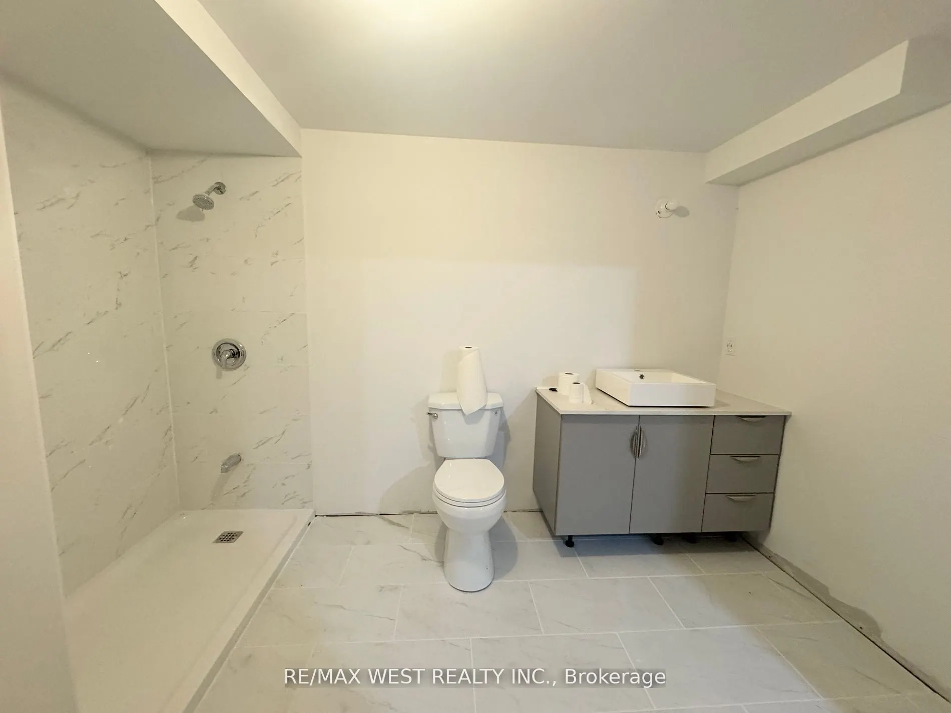 3 Larkdale Terrace, #2
