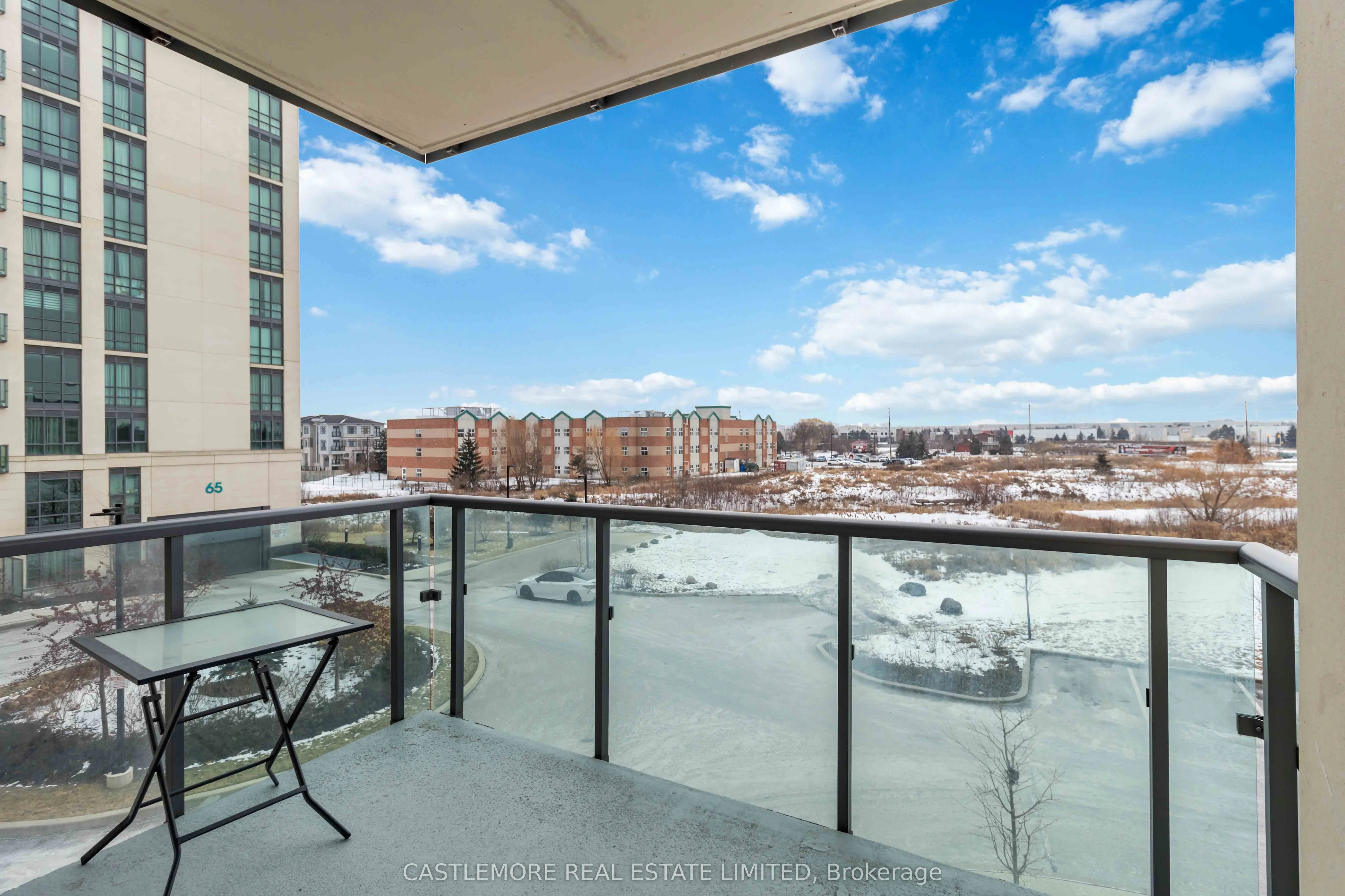 55 Yorkland Boulevard, #204