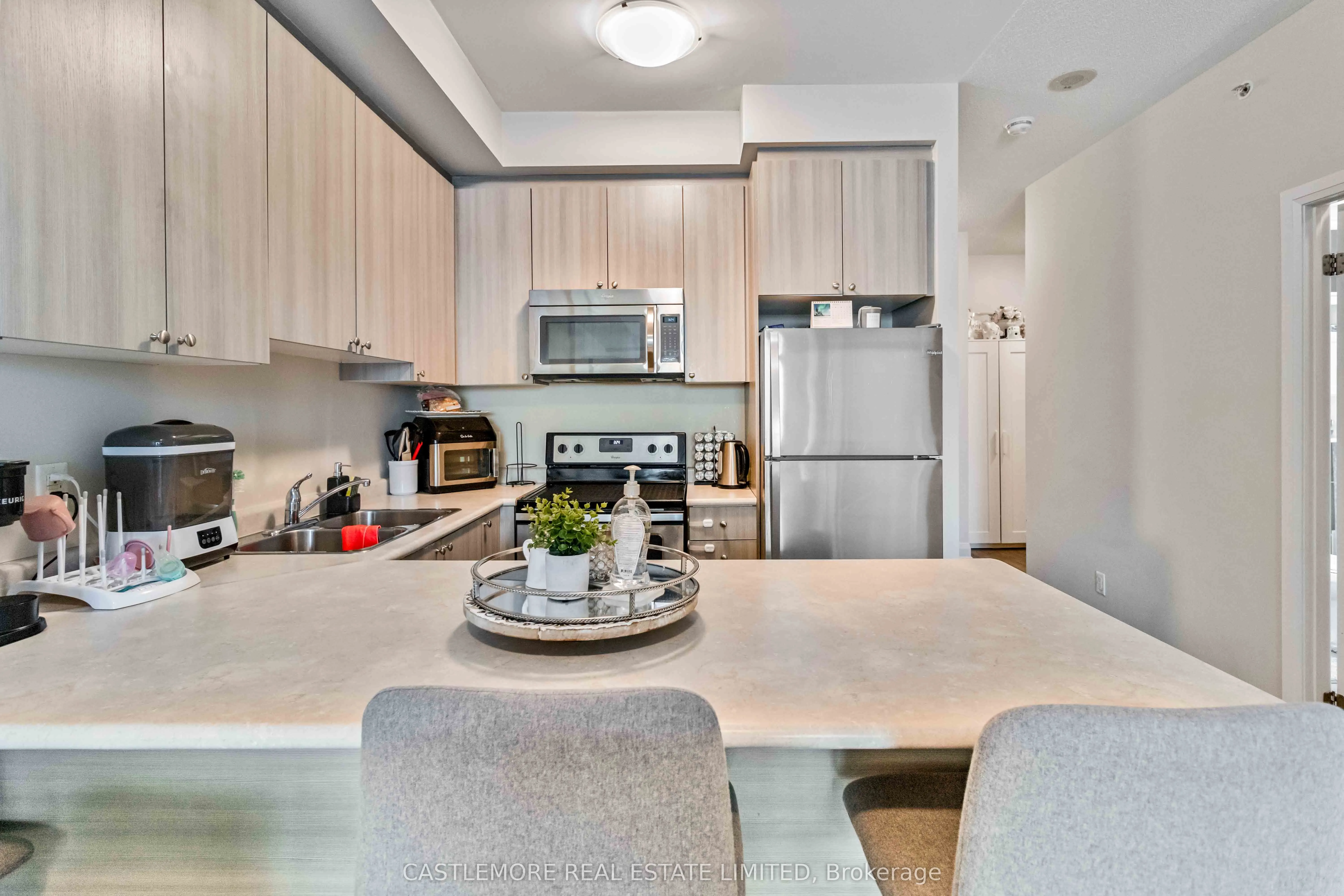 55 Yorkland Boulevard, #204
