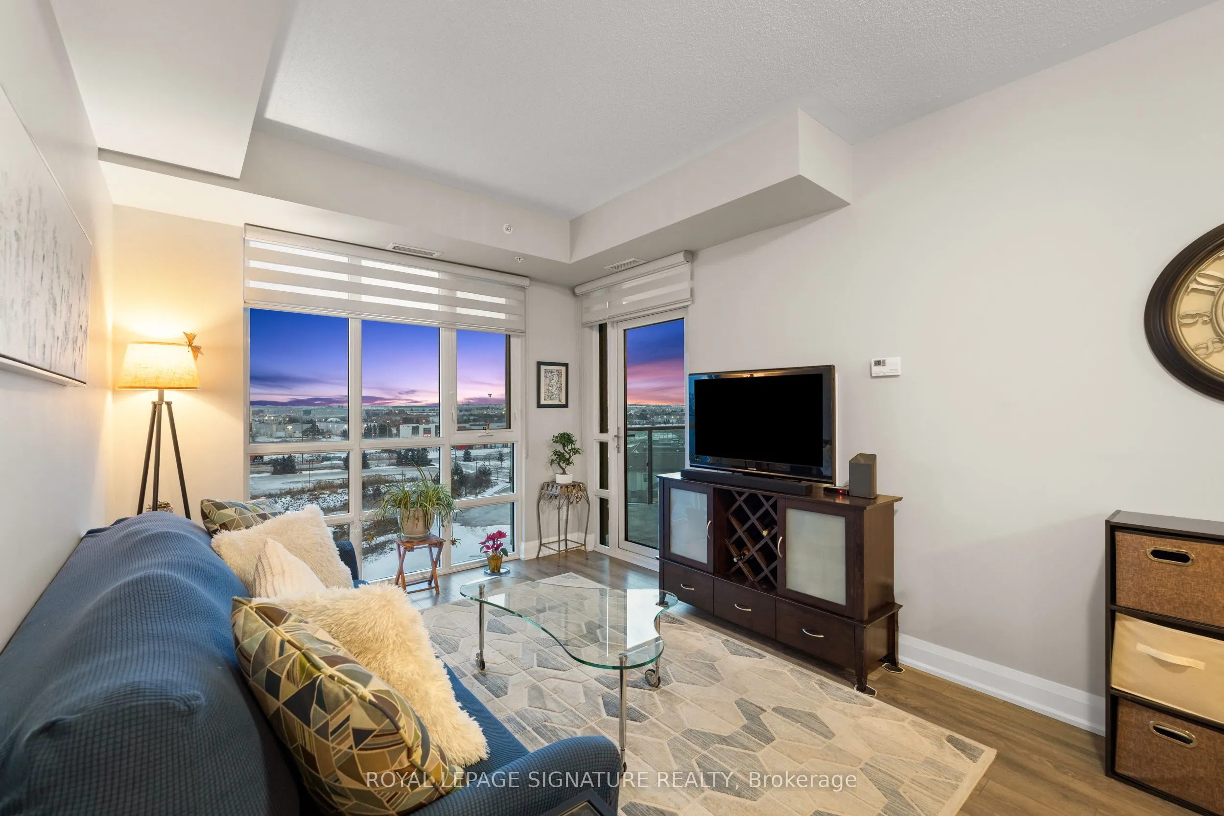 55 Yorkland Boulevard, #607