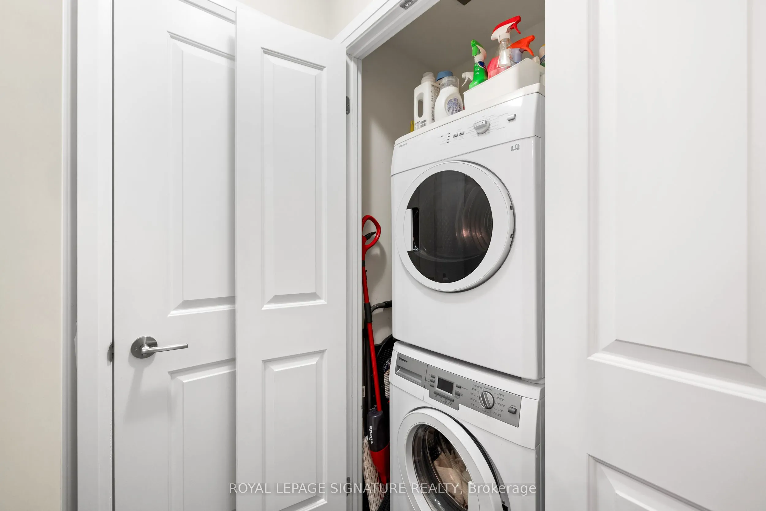 55 Yorkland Boulevard, #607