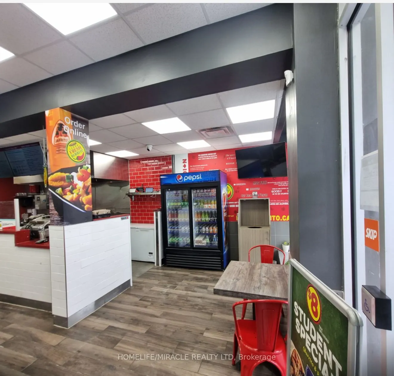 2425 Truscott Drive, #8