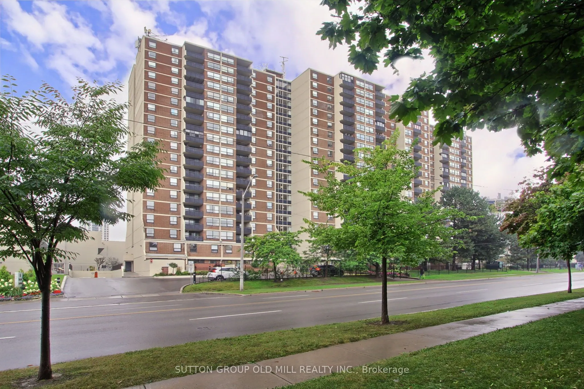 362 The East Mall, #1908