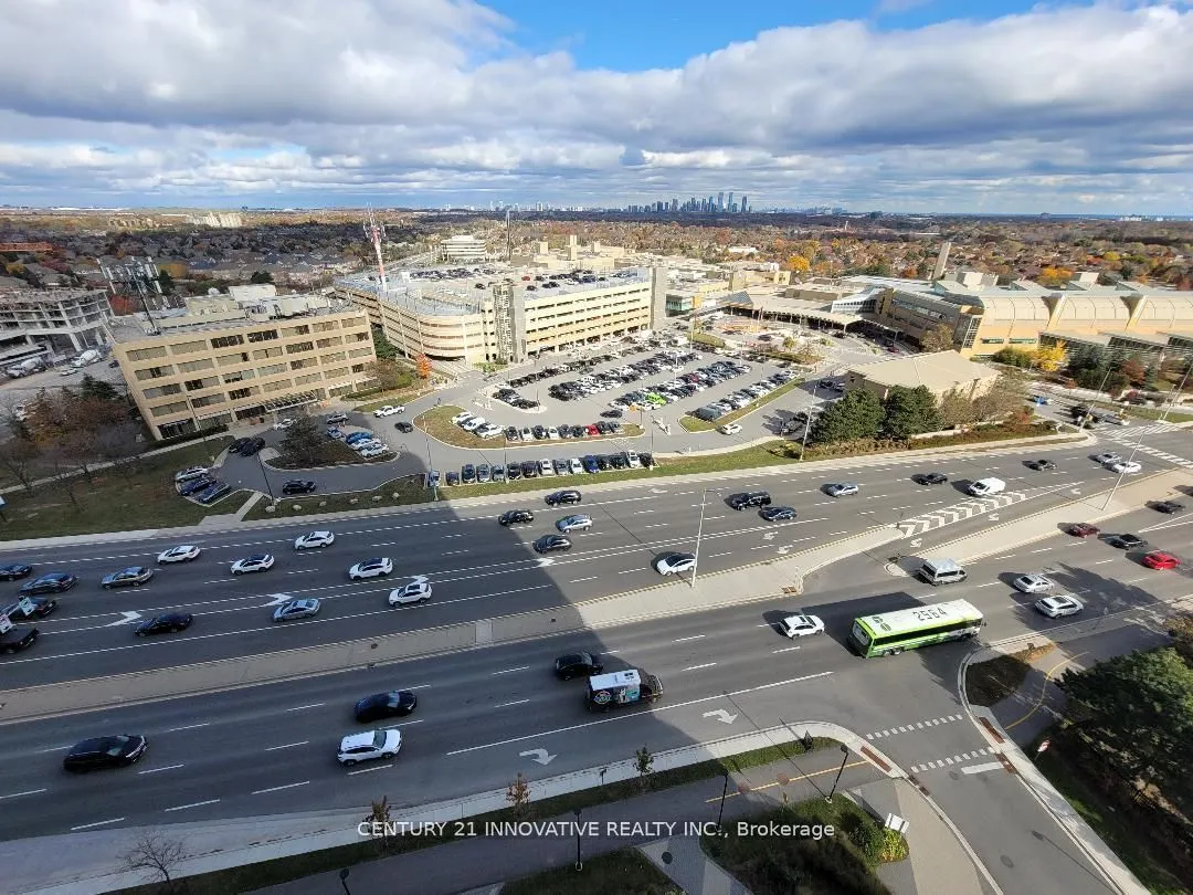 2520 Eglinton Avenue W, #1016