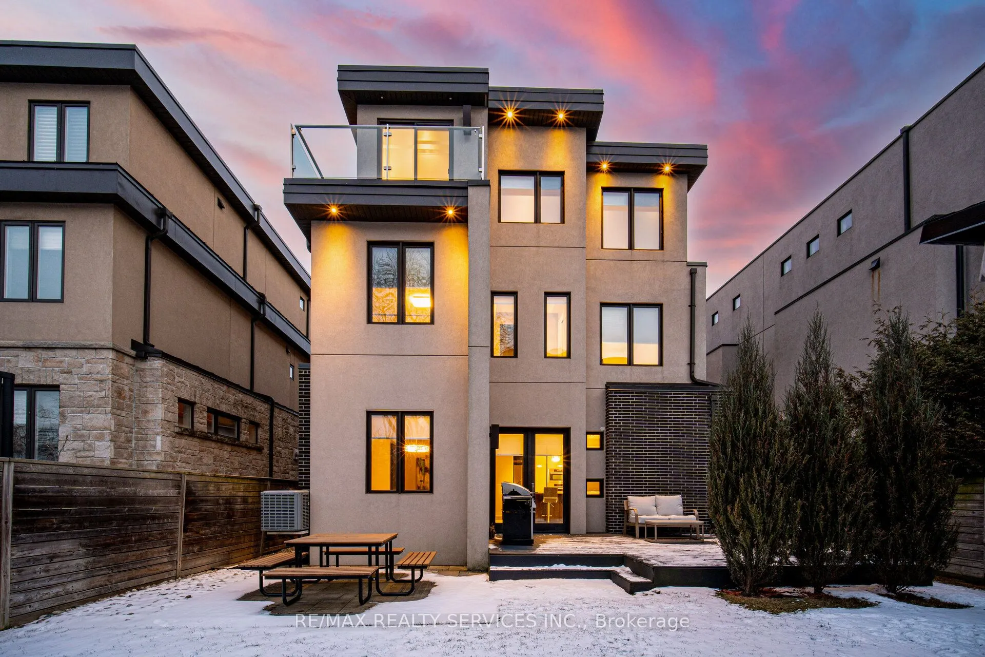 685 Montbeck Crescent