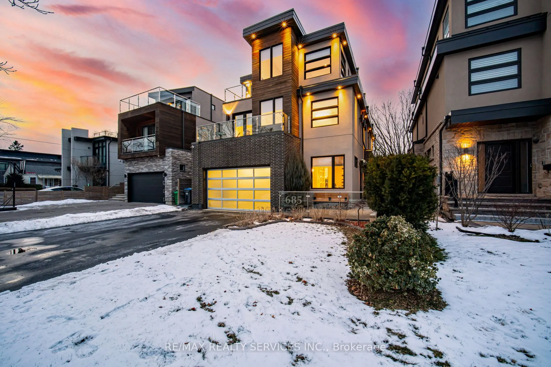 685 Montbeck Crescent