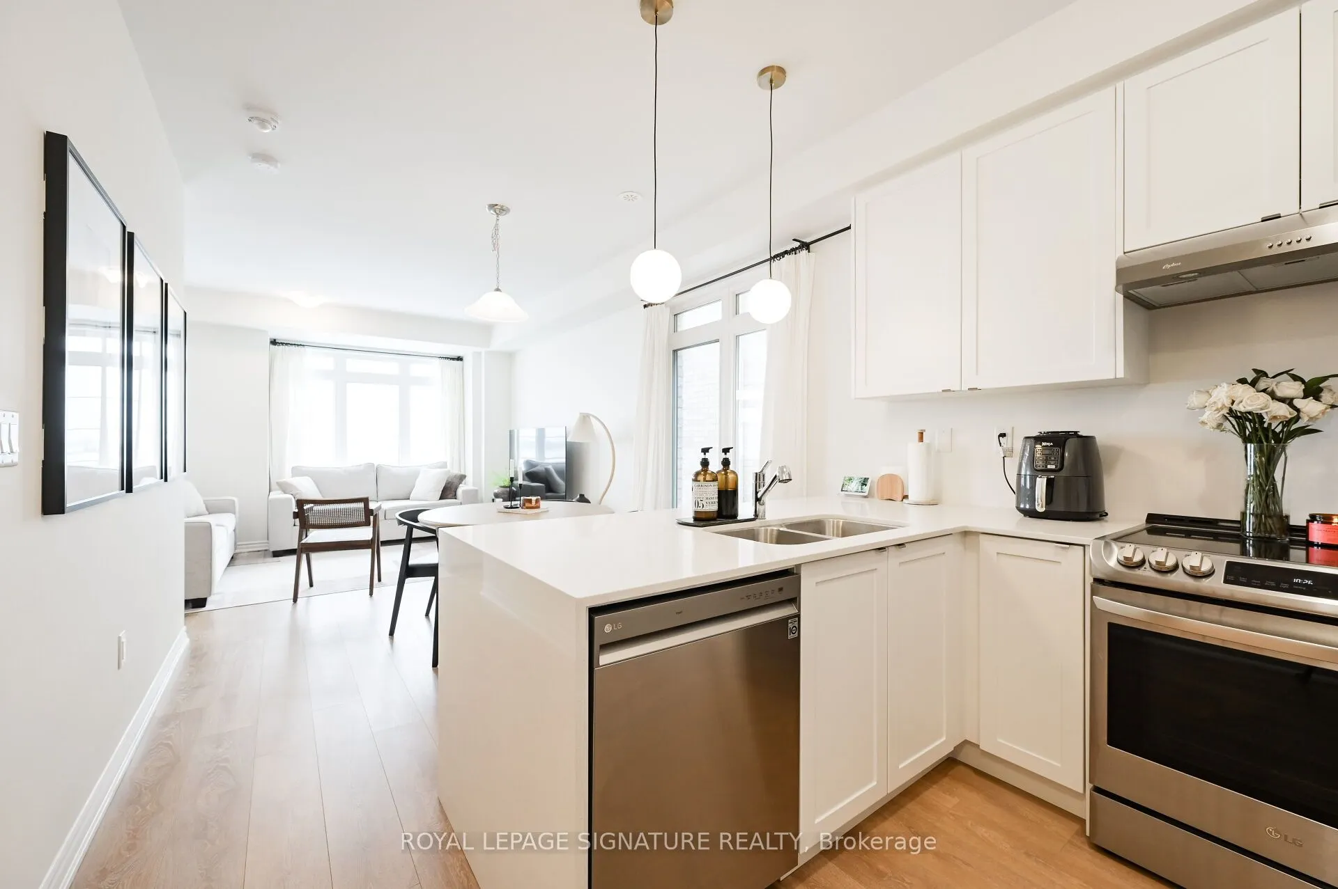 389 Thimbleweed Court