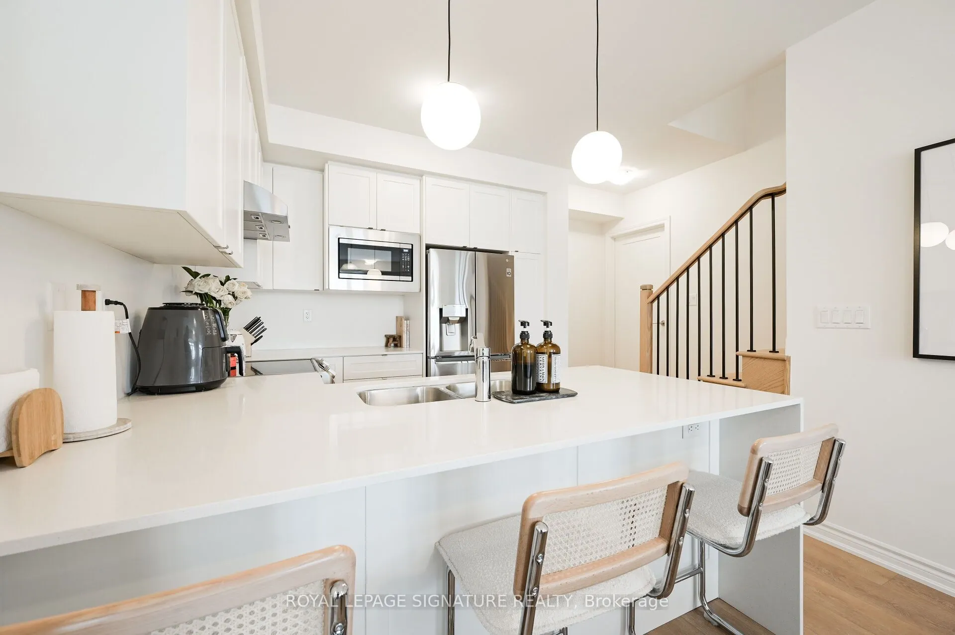 389 Thimbleweed Court