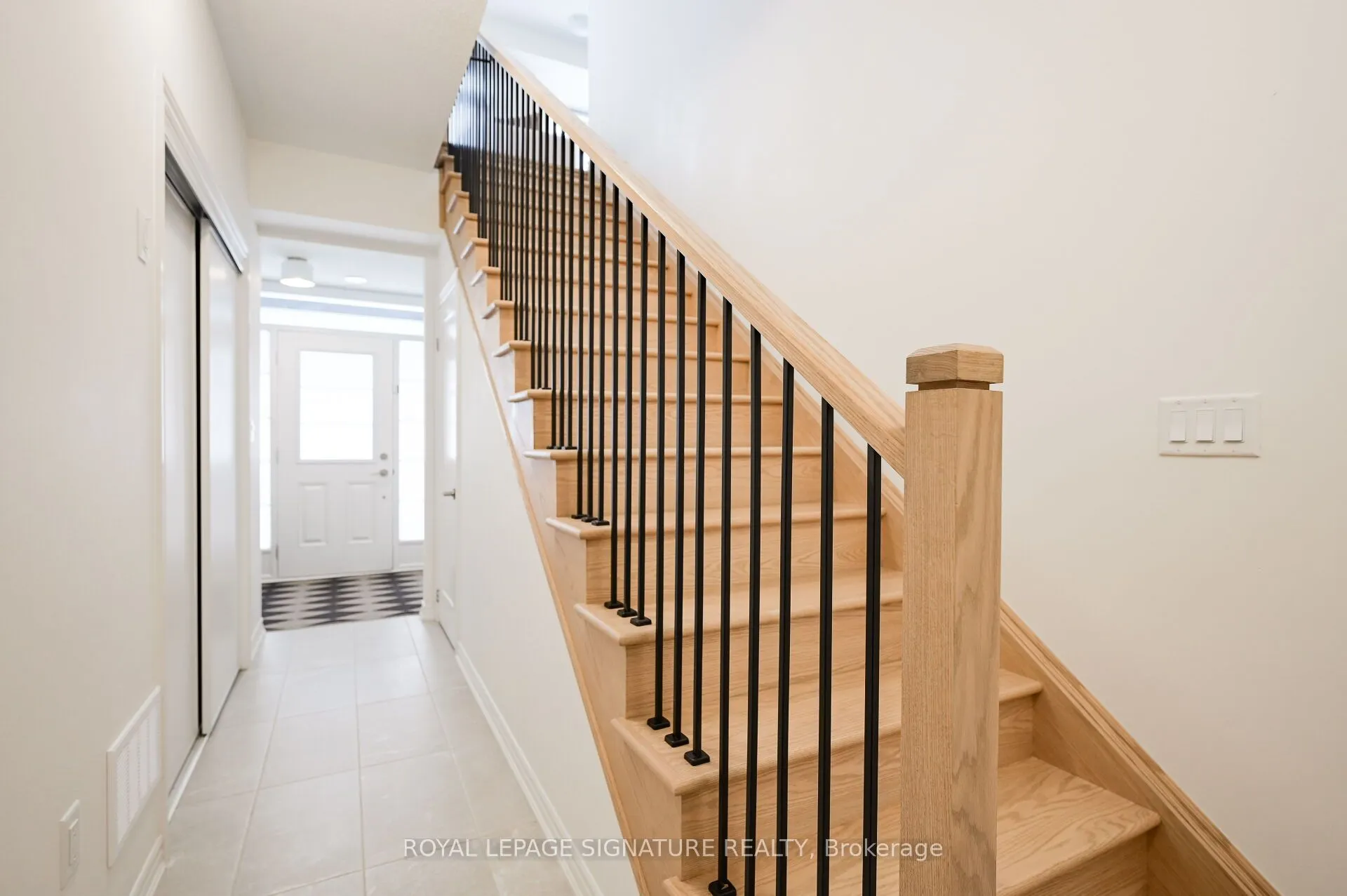 389 Thimbleweed Court