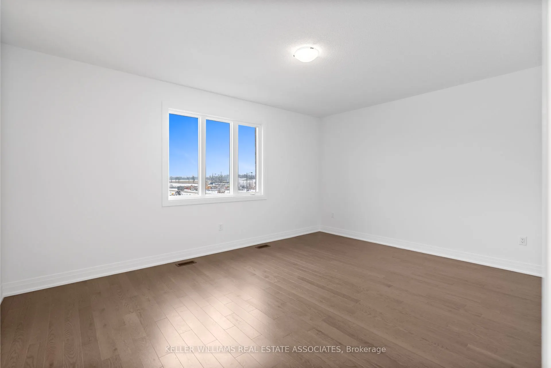 16 Aster Woods Drive