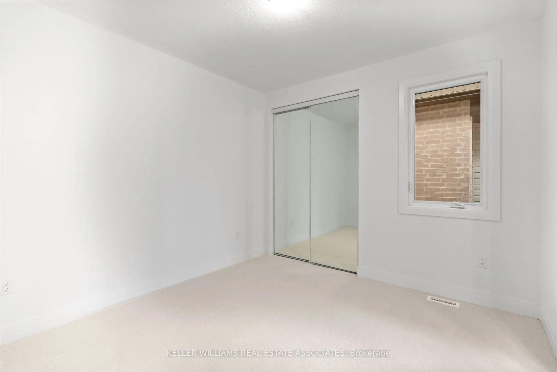 16 Aster Woods Drive