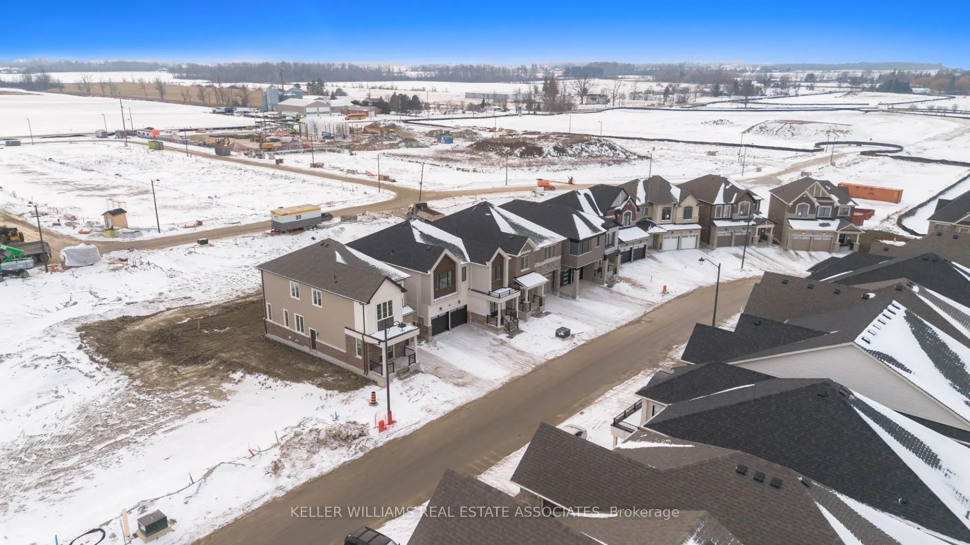 16 Aster Woods Drive