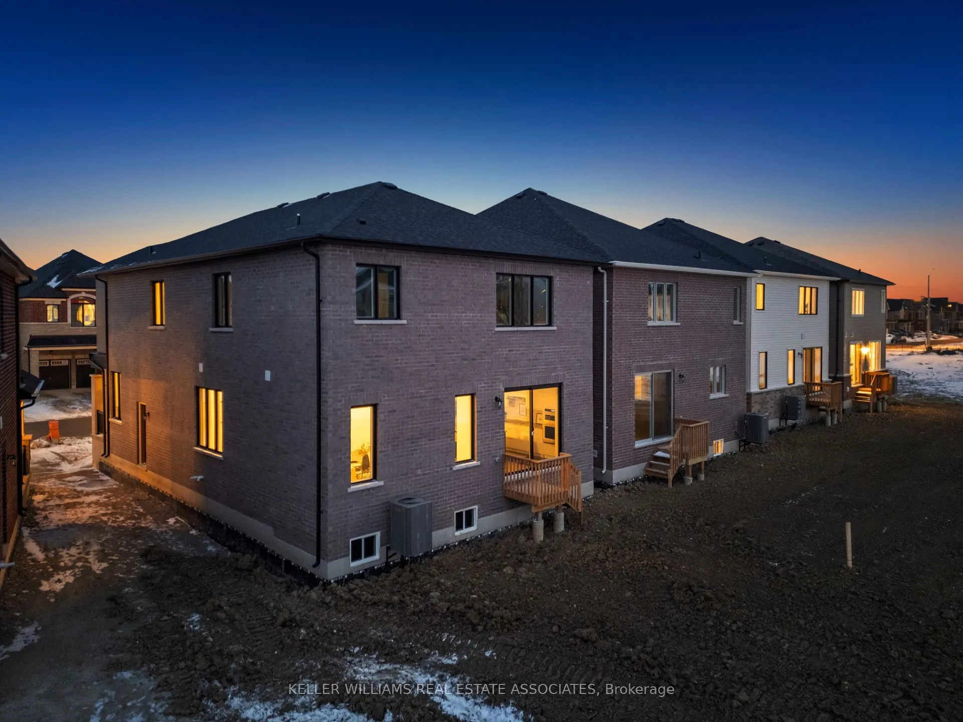 18 Aster Woods Drive