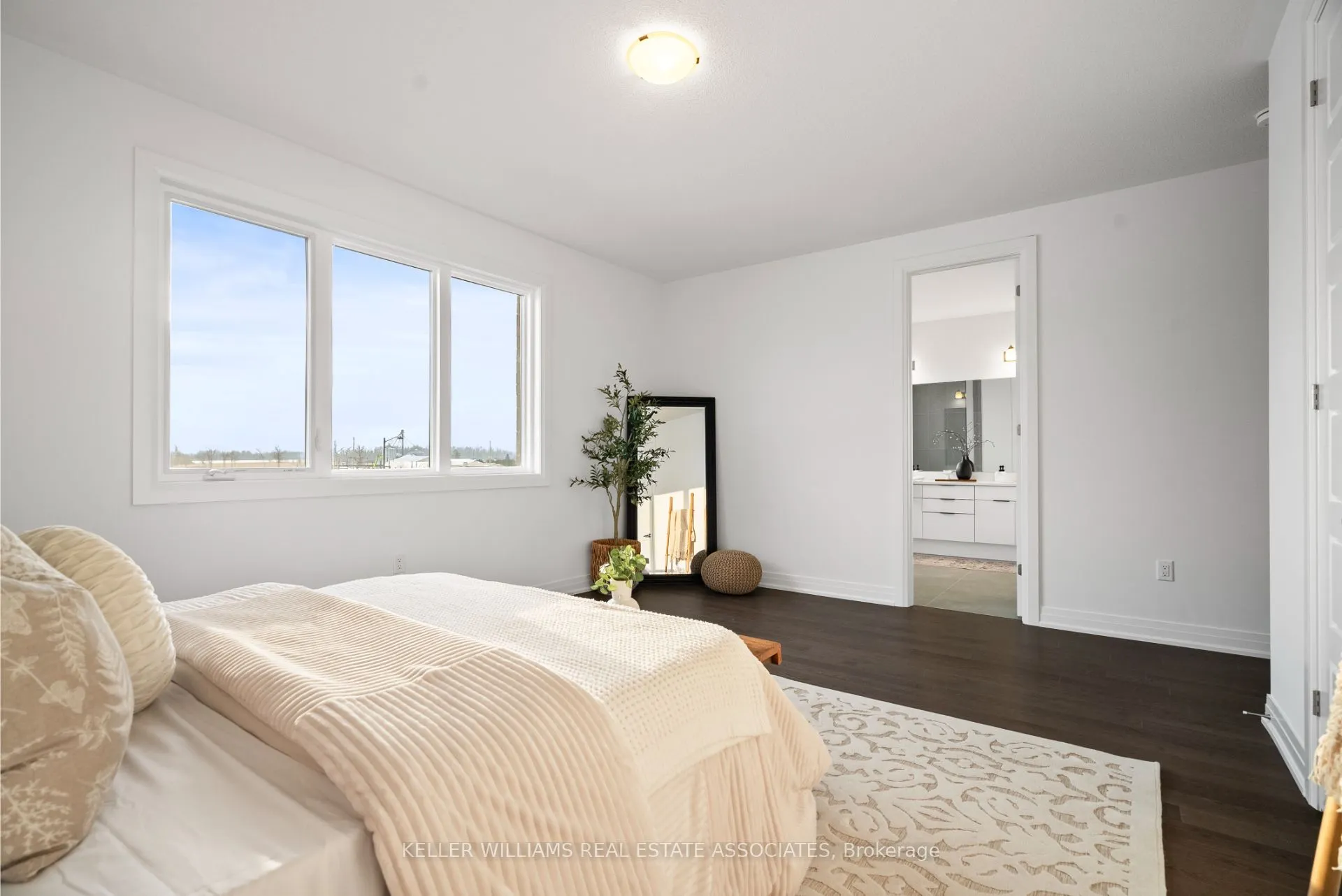 18 Aster Woods Drive