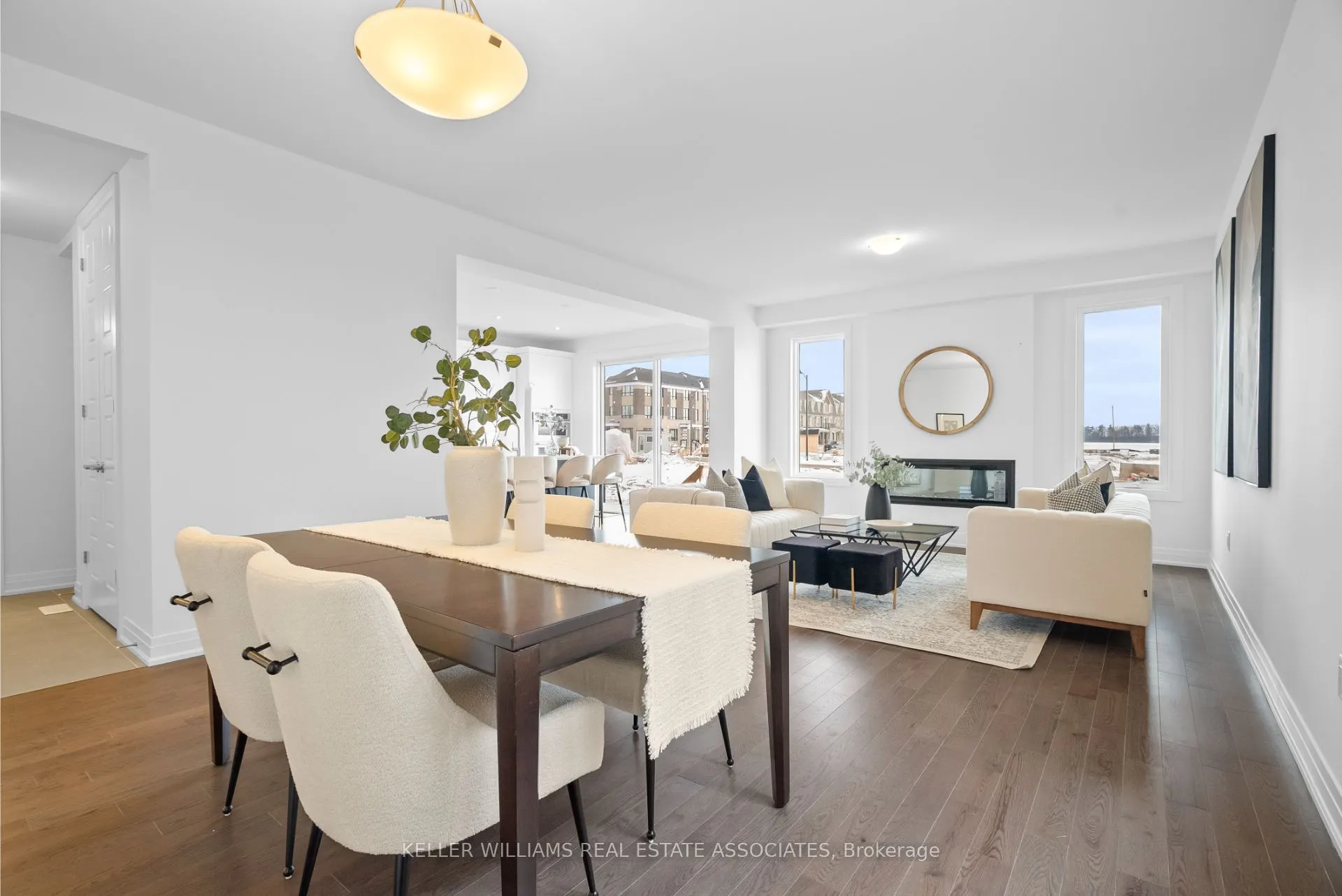 18 Aster Woods Drive