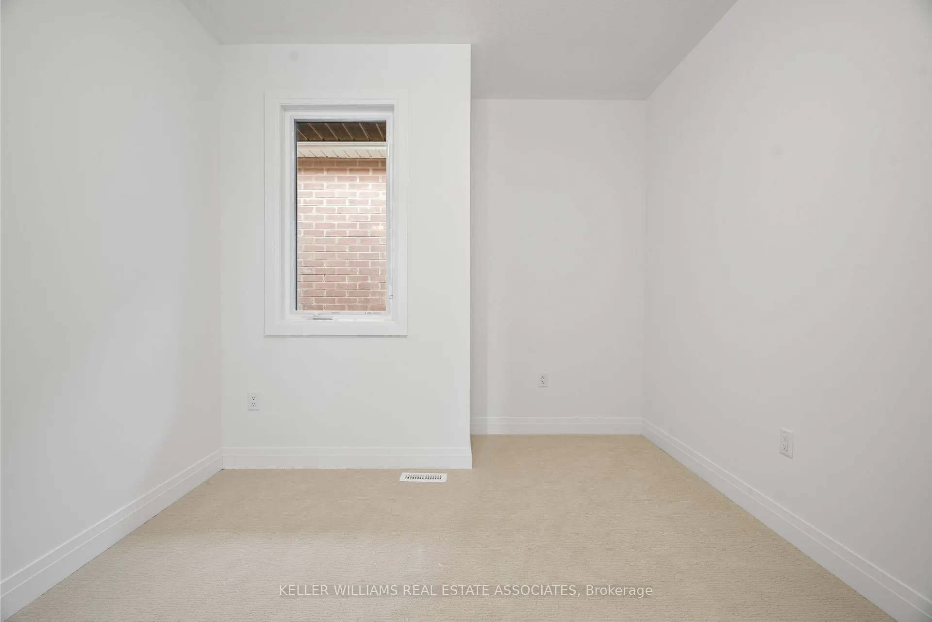 18 Aster Woods Drive