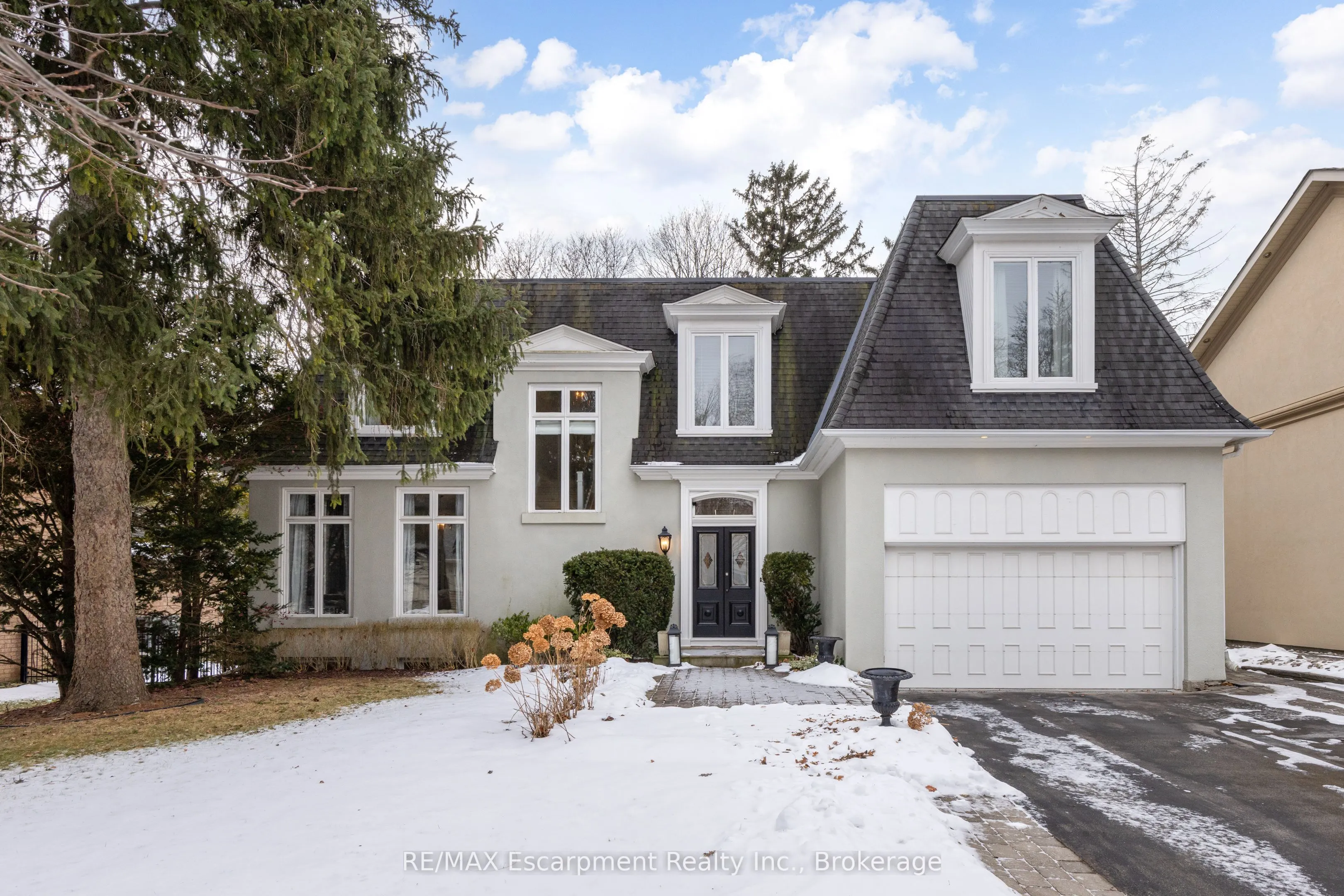 72 Raymar Place