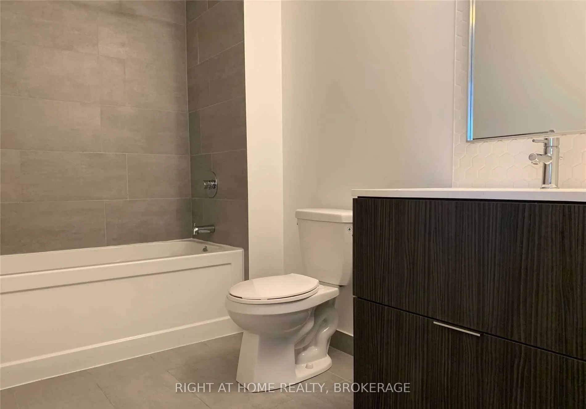 2520 Eglinton Avenue W, #1801