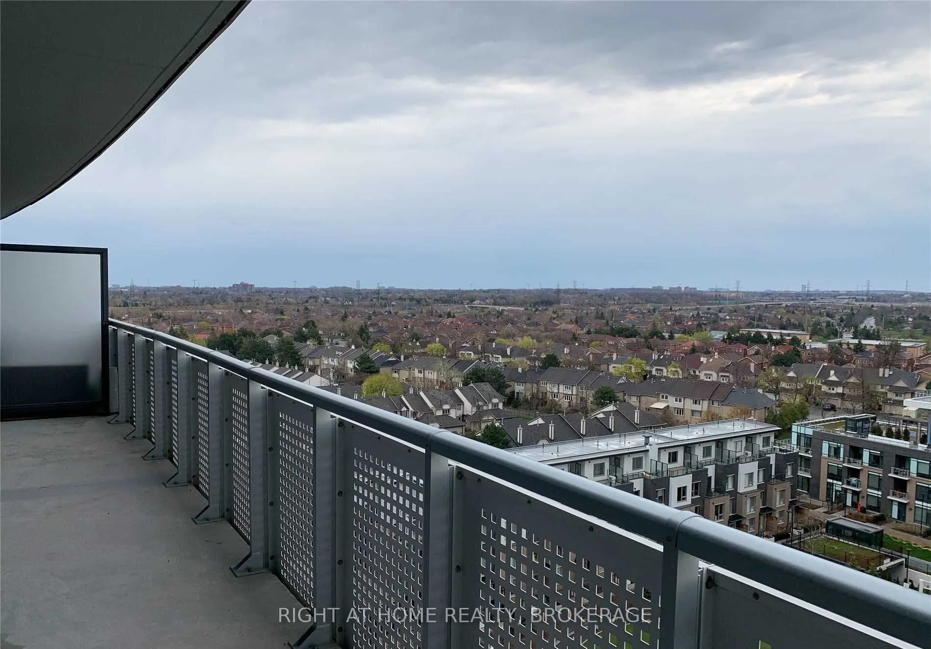 2520 Eglinton Avenue W, #1801