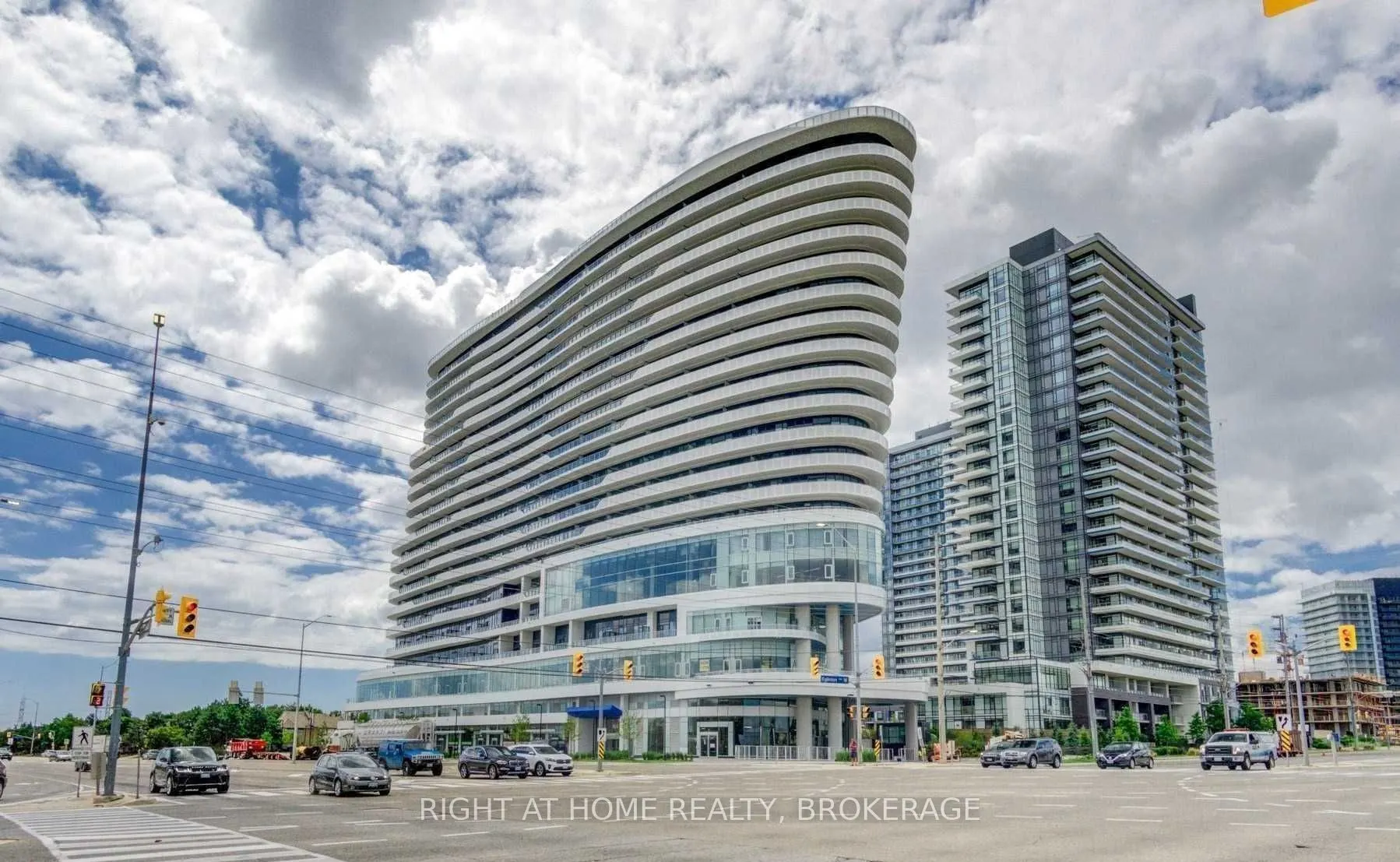 2520 Eglinton Avenue W, #1801