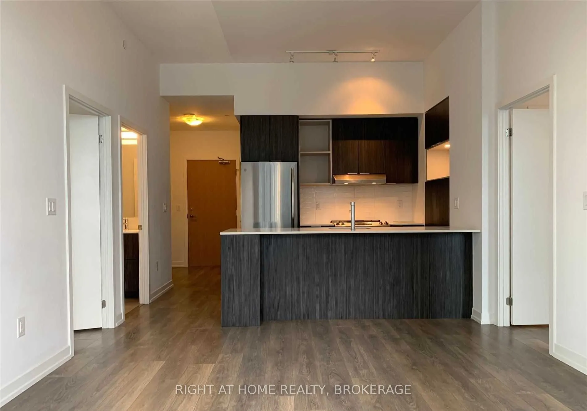 2520 Eglinton Avenue W, #1801