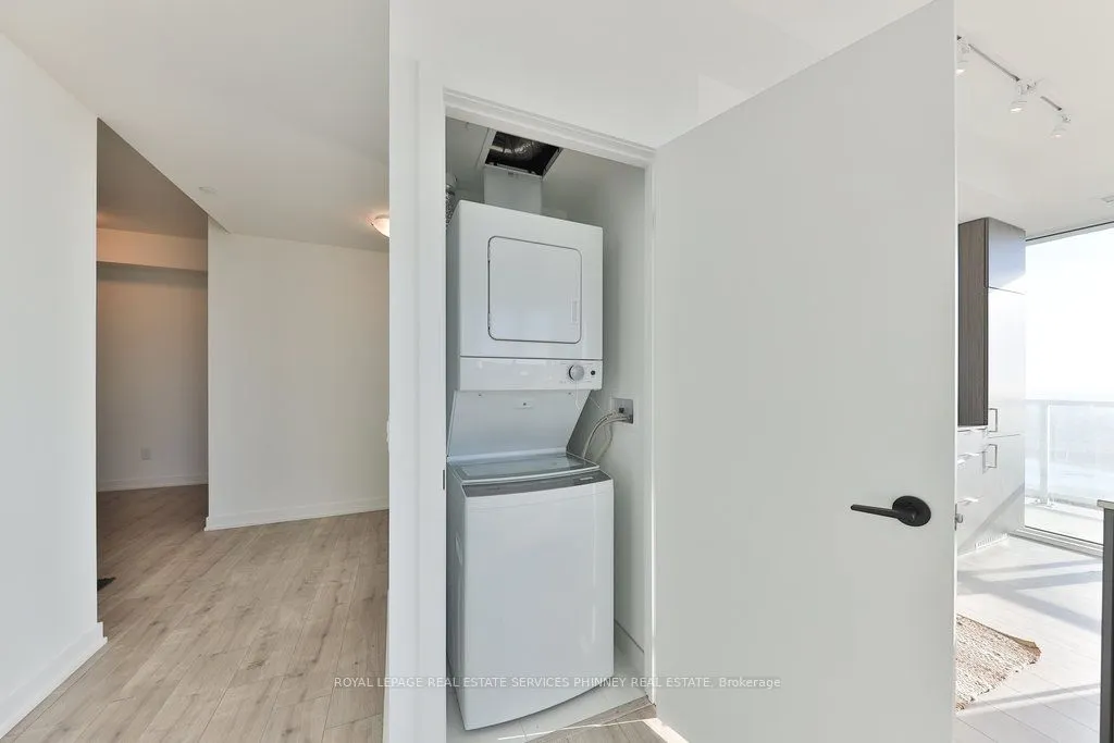 220 Missinnihe Way #912