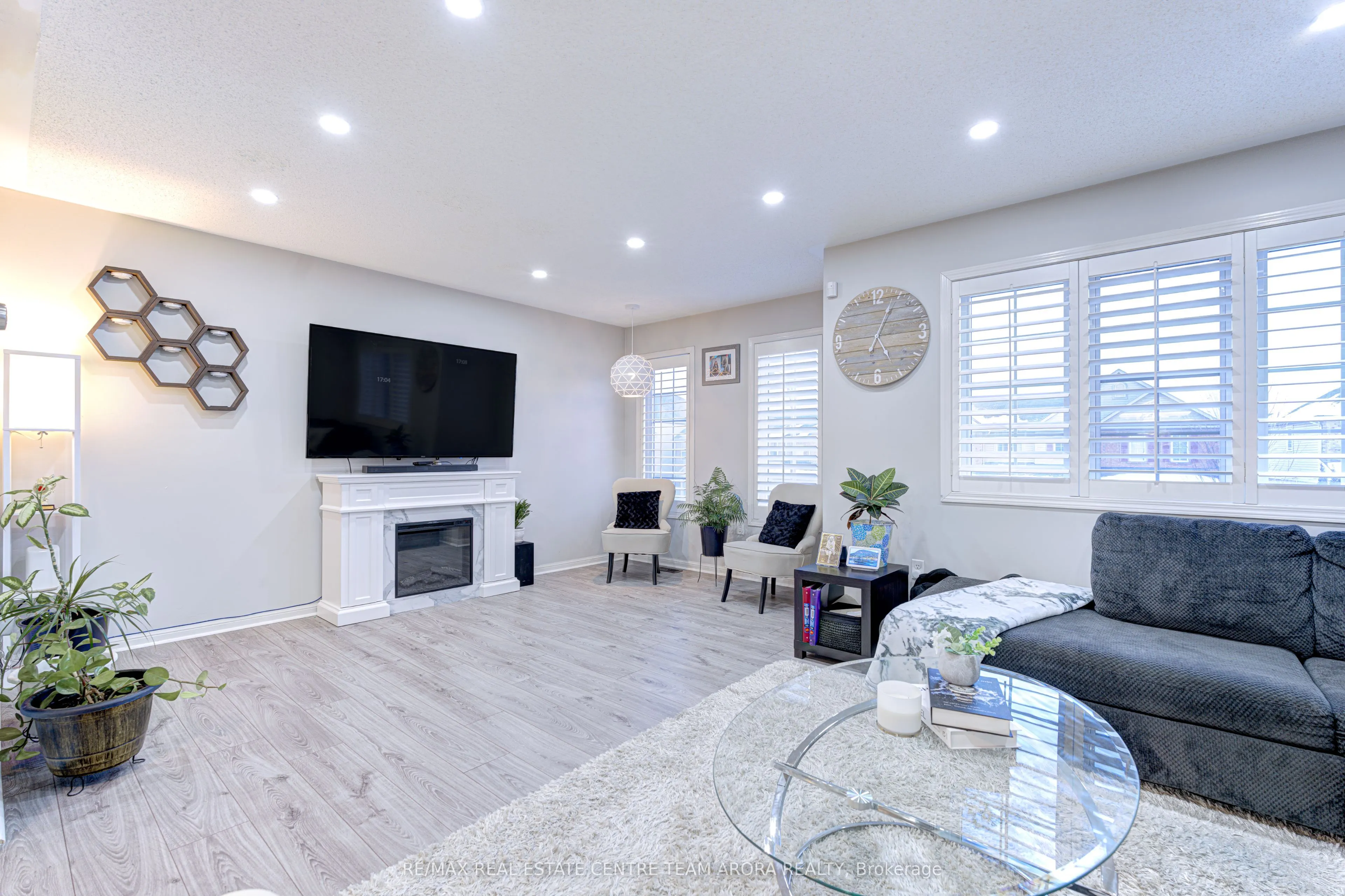 117 Decker Hollow Circle