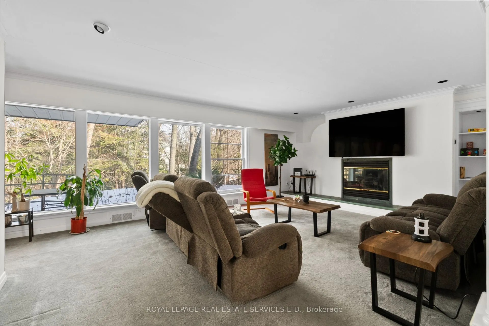 89 Valecrest Drive