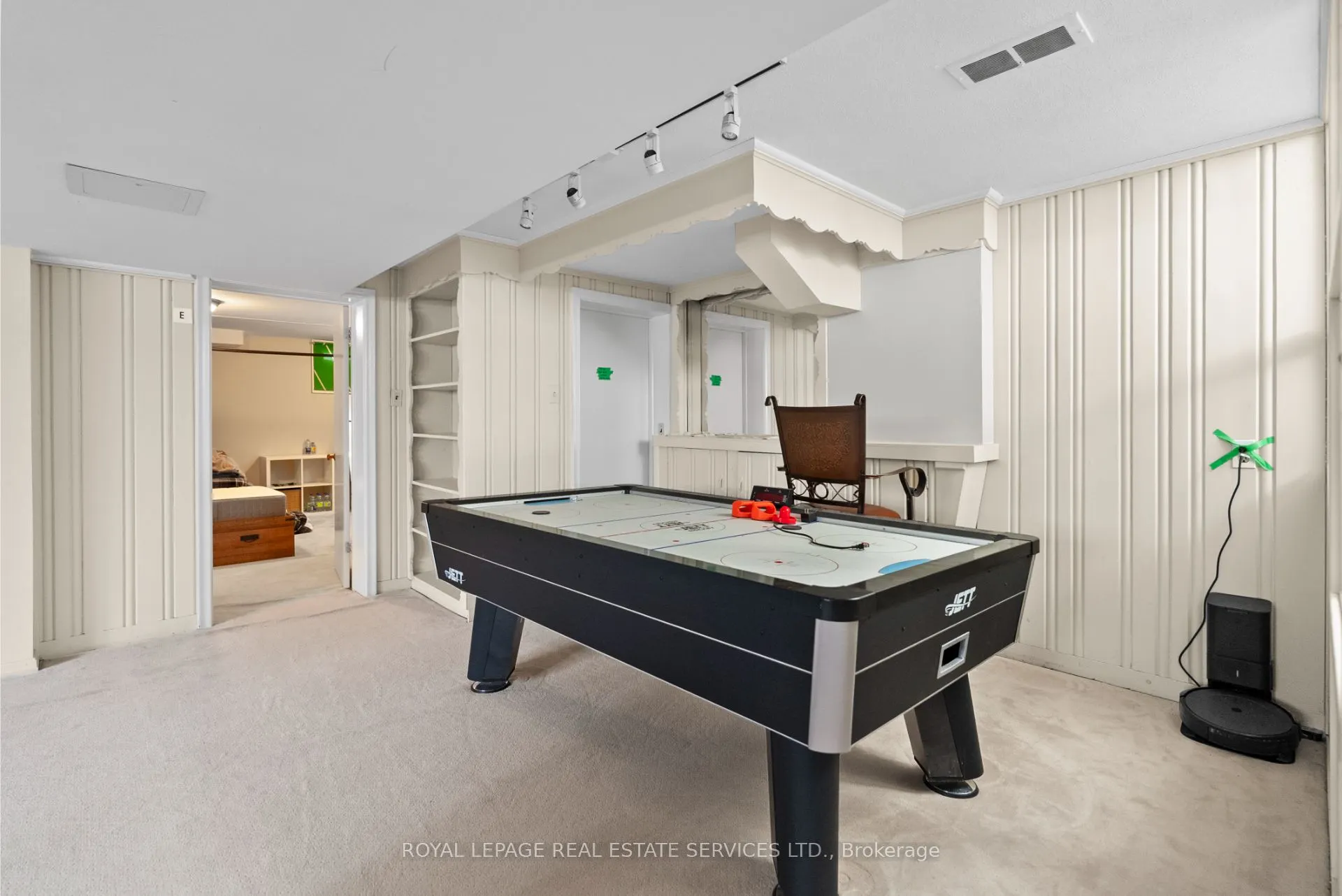 89 Valecrest Drive