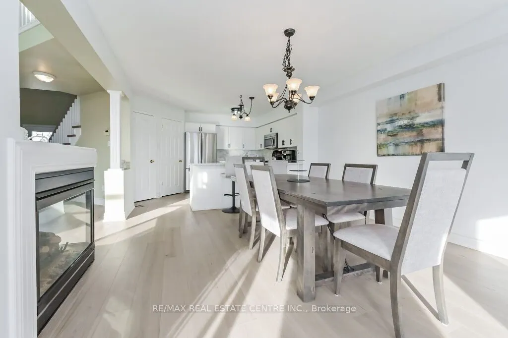 93 Biscayne Crescent
