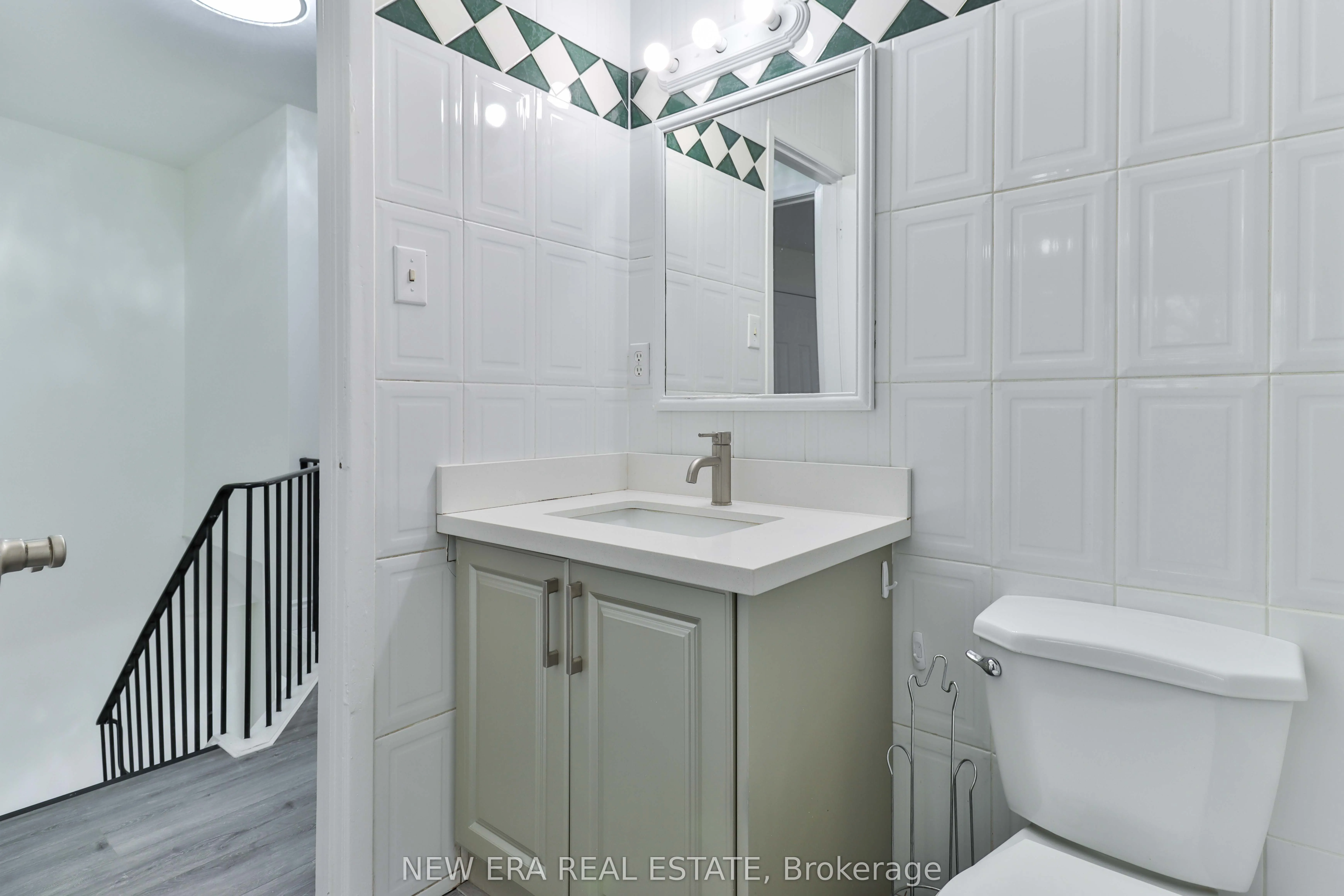 2315 Bromsgrove Road, #137