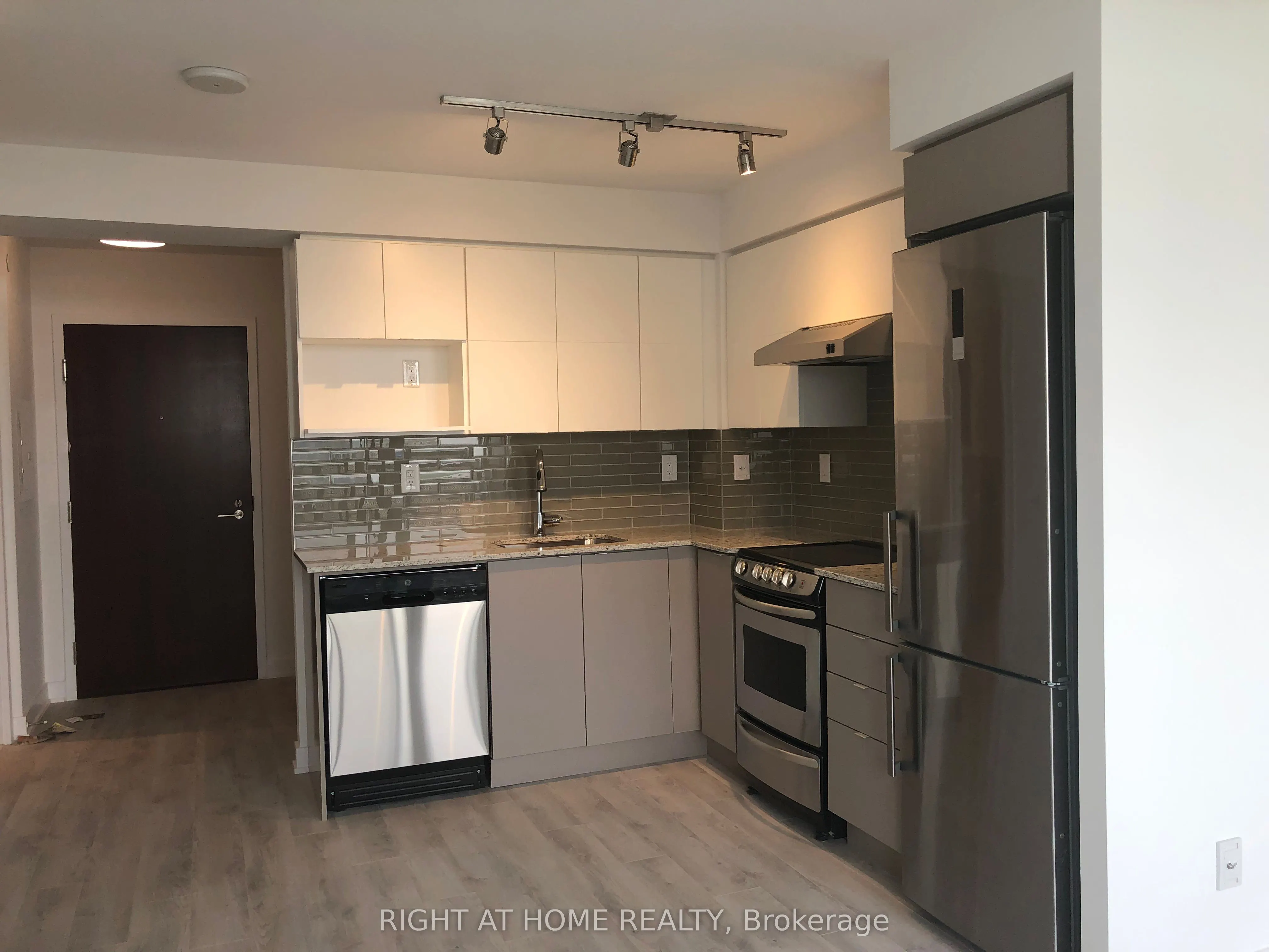 160 Flemington Road, #1409