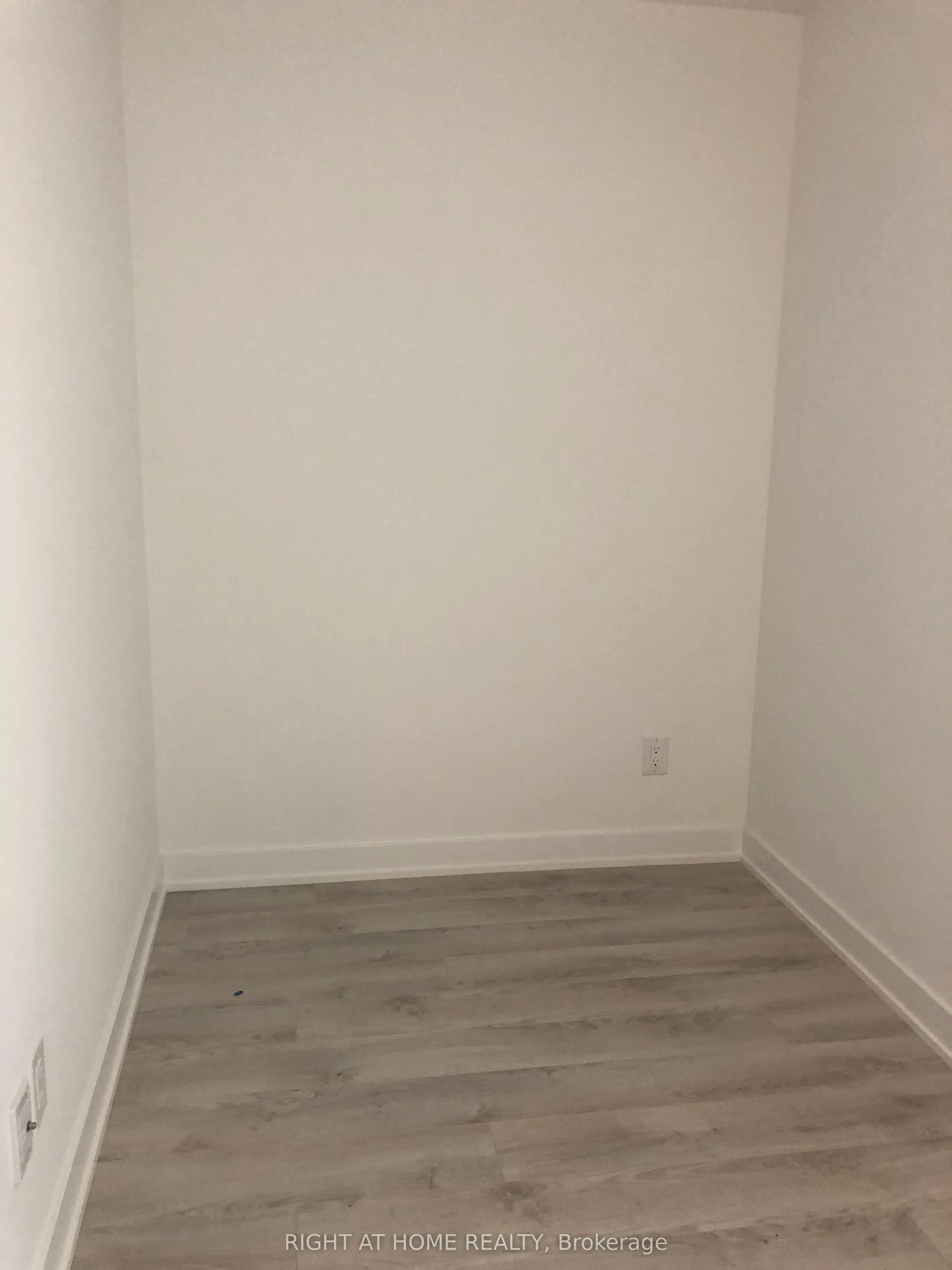 160 Flemington Road, #1409